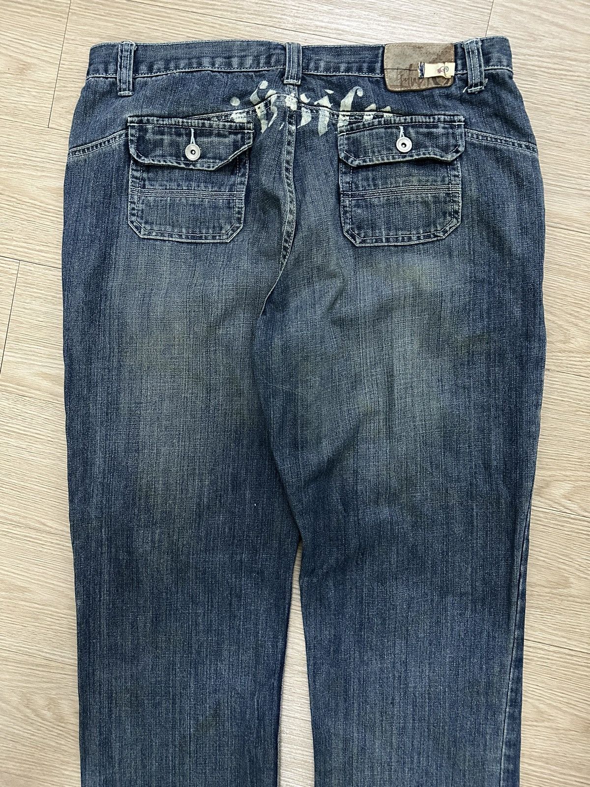 Beauty Beast × Quiksilver × Vintage Vintage Y2K Rare Beautiful Quiksilver Distressed Denim Pants Size US 36 / EU 52 - 10 Thumbnail