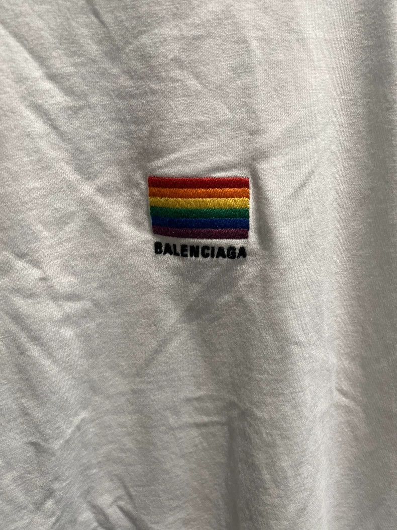 Balenciaga Balenciaga White Rainbow Short Sleeve Size XS New with Tag Size US XS / EU 42 / 0 - 3 Thumbnail
