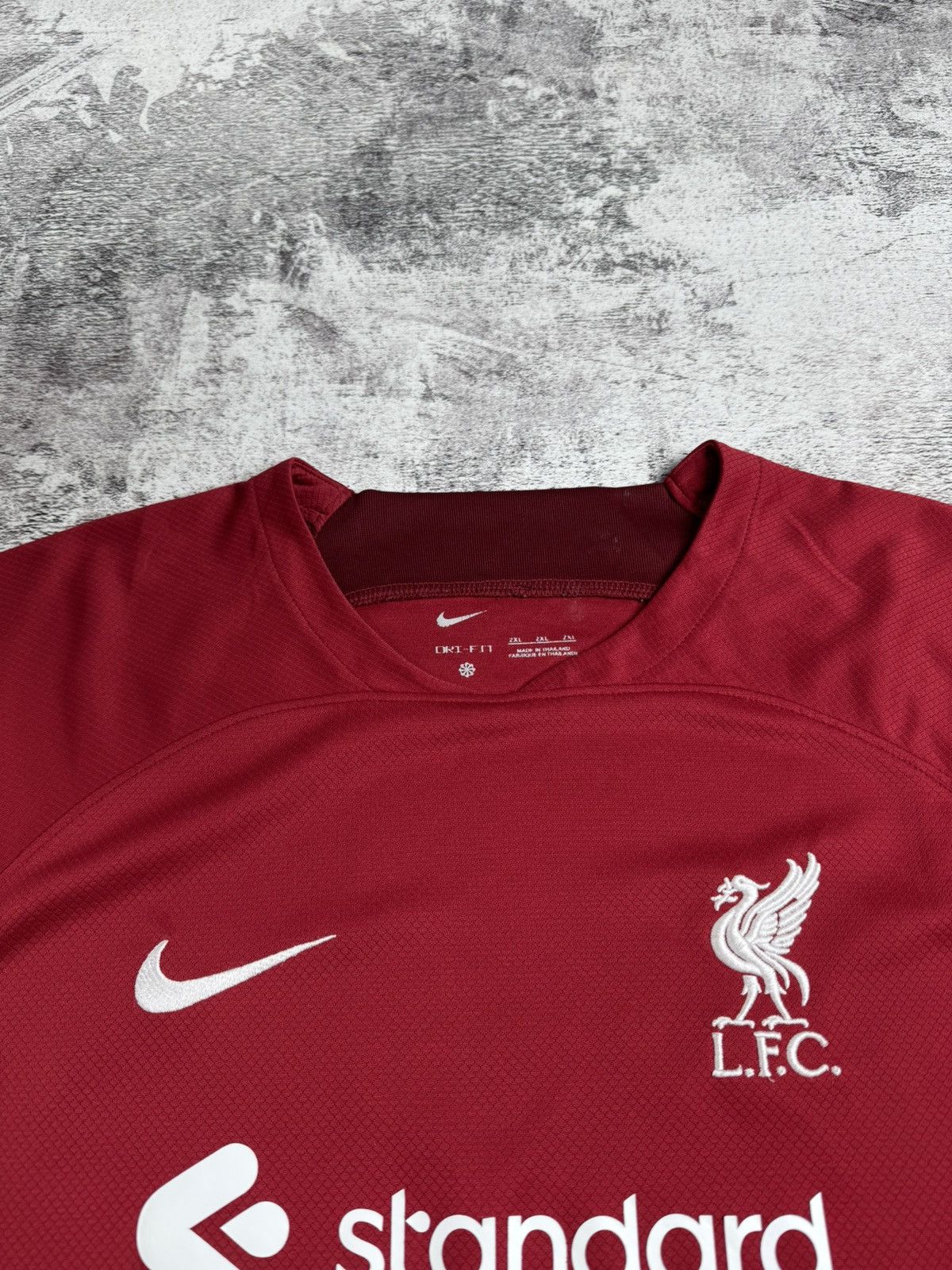 Nike LIVERPOOL 2022/2023 Red Nike Bloke core Soccer Football Fan T Shirt Jersey Kit Size US XXL / EU 58 / 5 - 7 Thumbnail