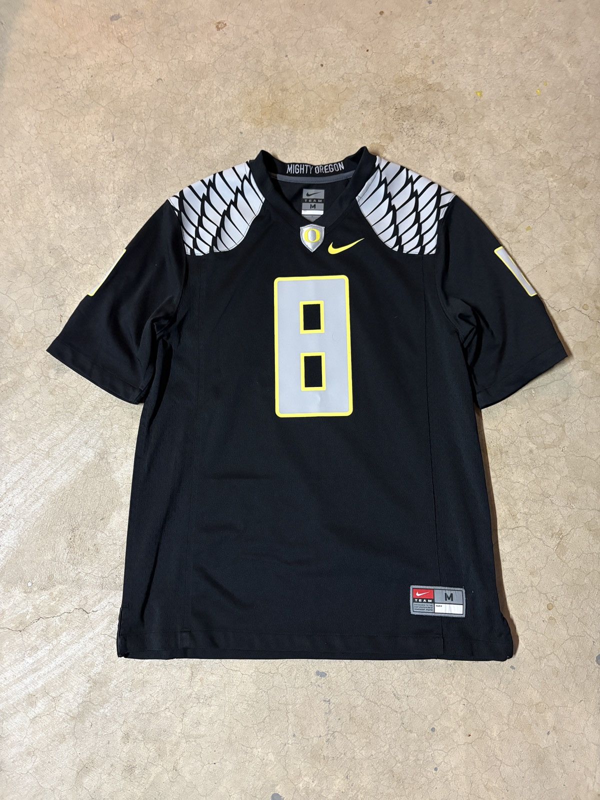 Nike Vintage Nike Oregon Ducks Marcus Mariota #8 Black Medium Size US M / EU 48-50 / 2 - 1 Thumbnail