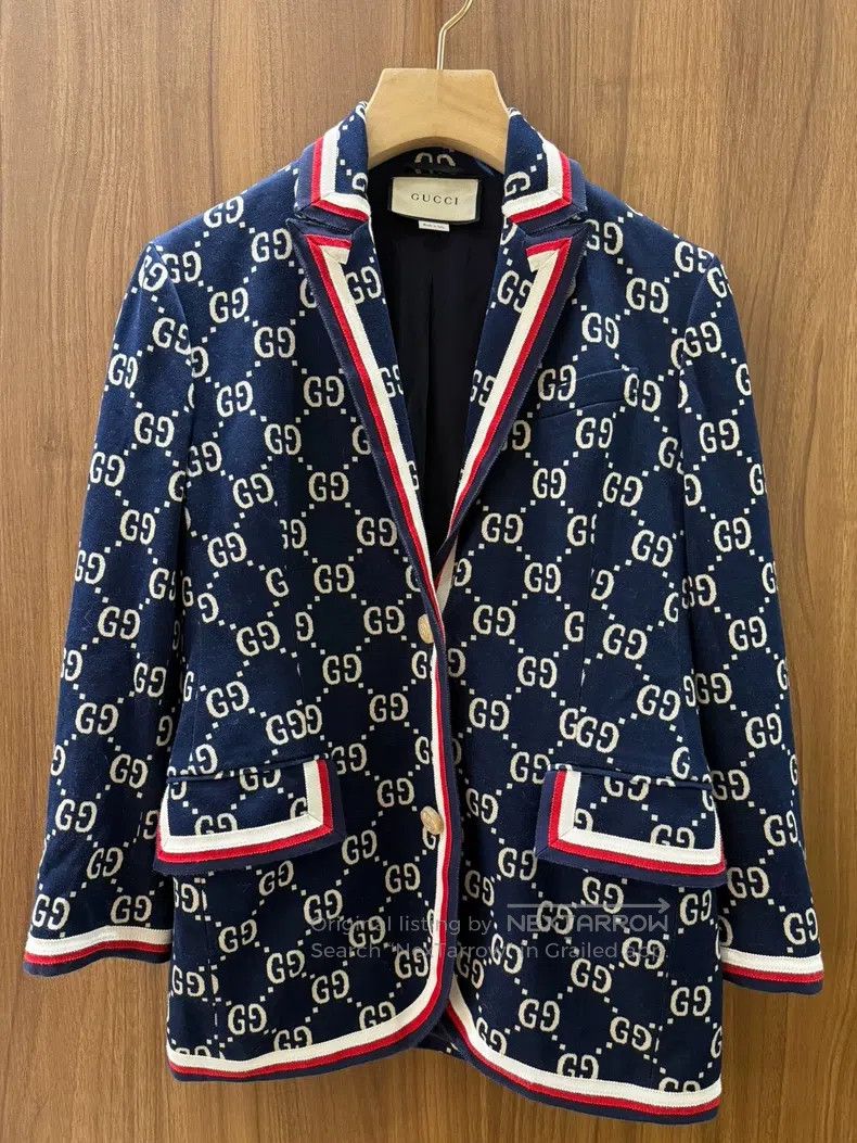 Gucci Gucci Full printed logo suit jacket Size XS / US 0-2 / IT 36-38 - 1 Thumbnail