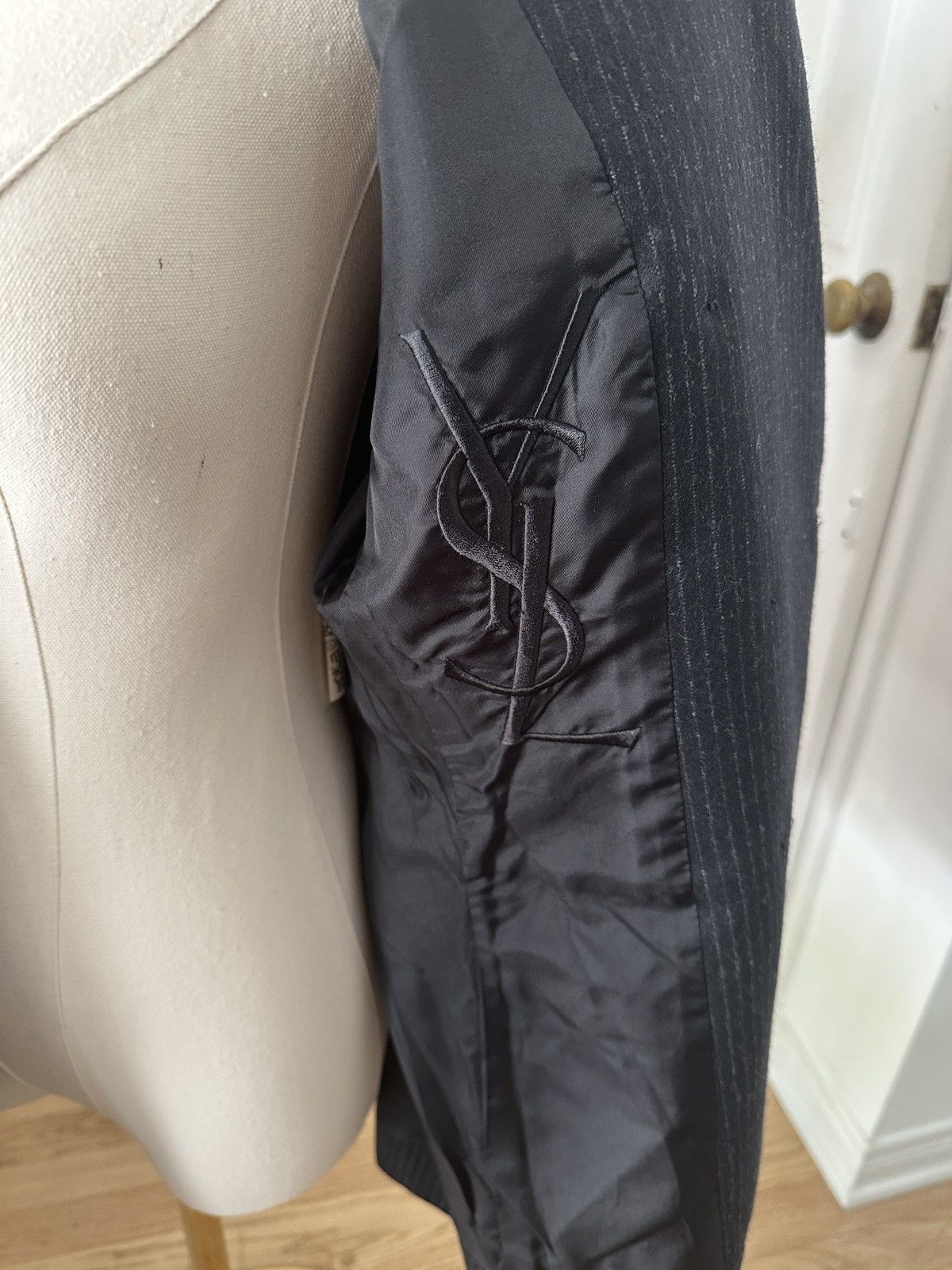 Yves Saint Laurent Vintage Yves Saint Laurent Rive Gauche Jacket Size M / US 6-8 / IT 42-44 - 4 Thumbnail