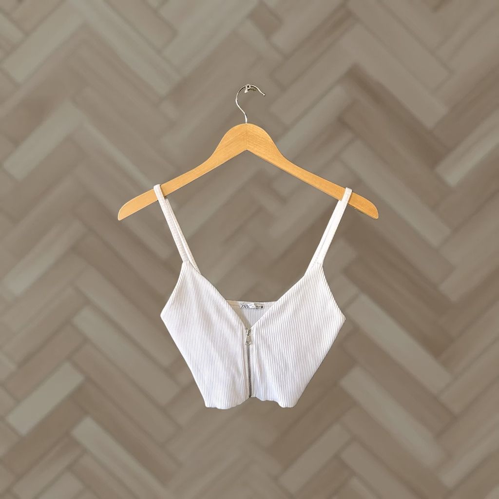Zara Zara Womens White Sleeveless Knit Cropped Shirt S Ribbed Tank Cropped Knit White Womens Sleeveless Shirt S Size S / US 4 / IT 40 - 1 Thumbnail