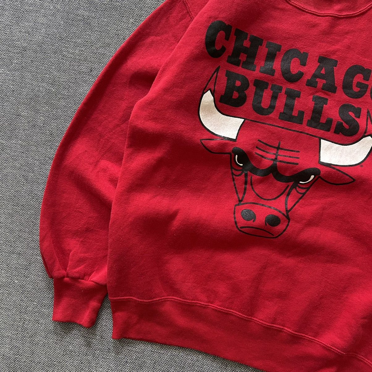 NBA CHICAGO BULLS Big Logo Crewneck Sweatshirt Size US M / EU 48-50 / 2 - 5 Thumbnail