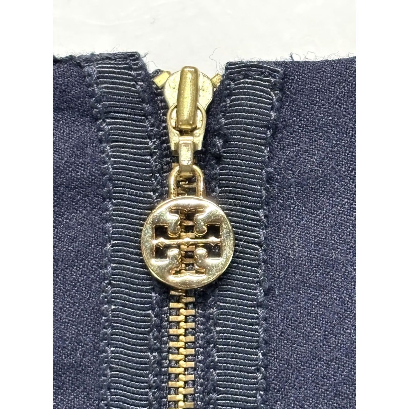 Tory Burch Tory Burch Dress Womens 4 Navy Cableknit Sleeves Nautical Old Money Sheath 100% Wool Lined Boat Neck Zipper Short Dress Sleeve Balloon Knit Vintage No Size S / US 4 / IT 40 - 5 Thumbnail