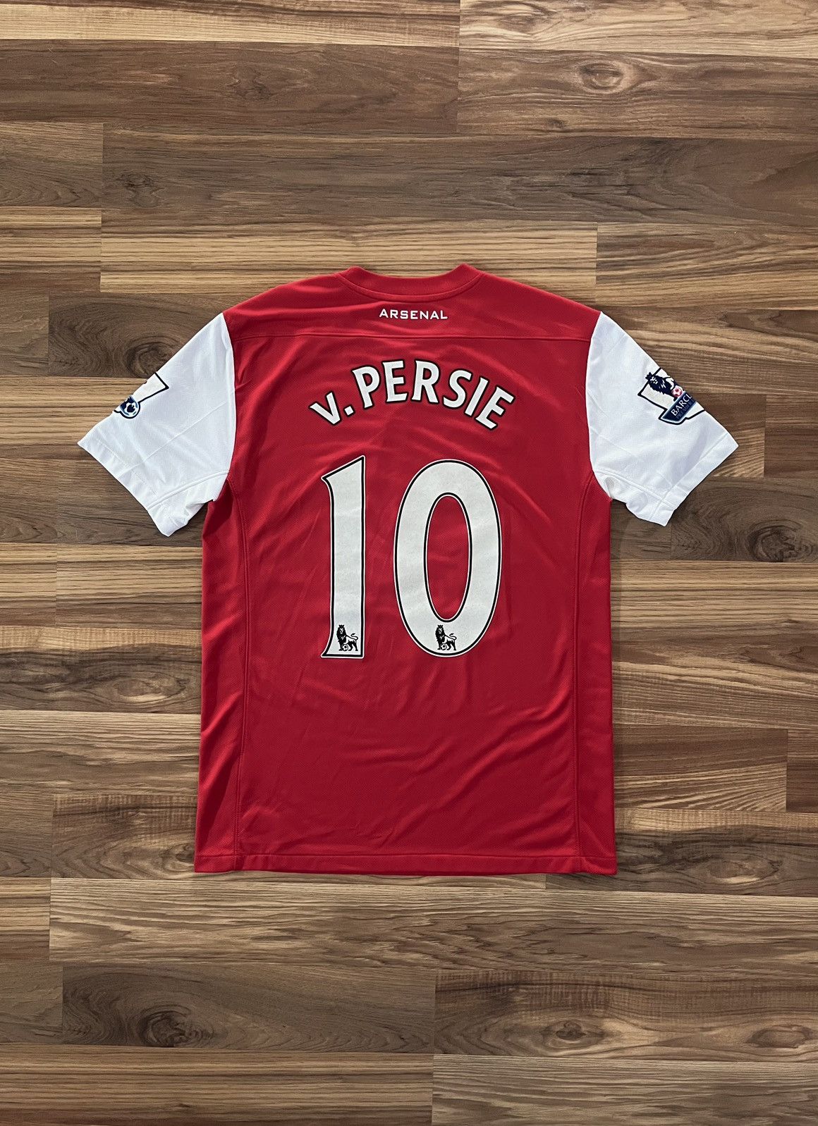 image of Nike x Vintage 2011-12 Arsenal Van Persie Home Kit in Red, Men's (Size Medium)