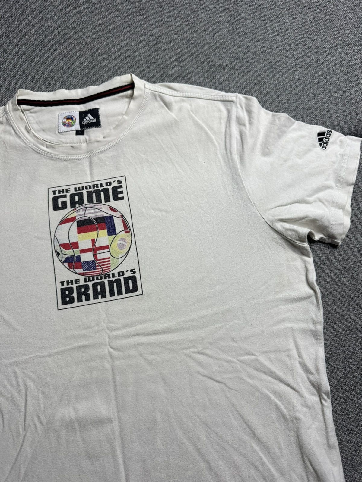 Adidas Vintage Adidas Big Logo white T-Shirt world’s game Size US M / EU 48-50 / 2 - 6 Thumbnail