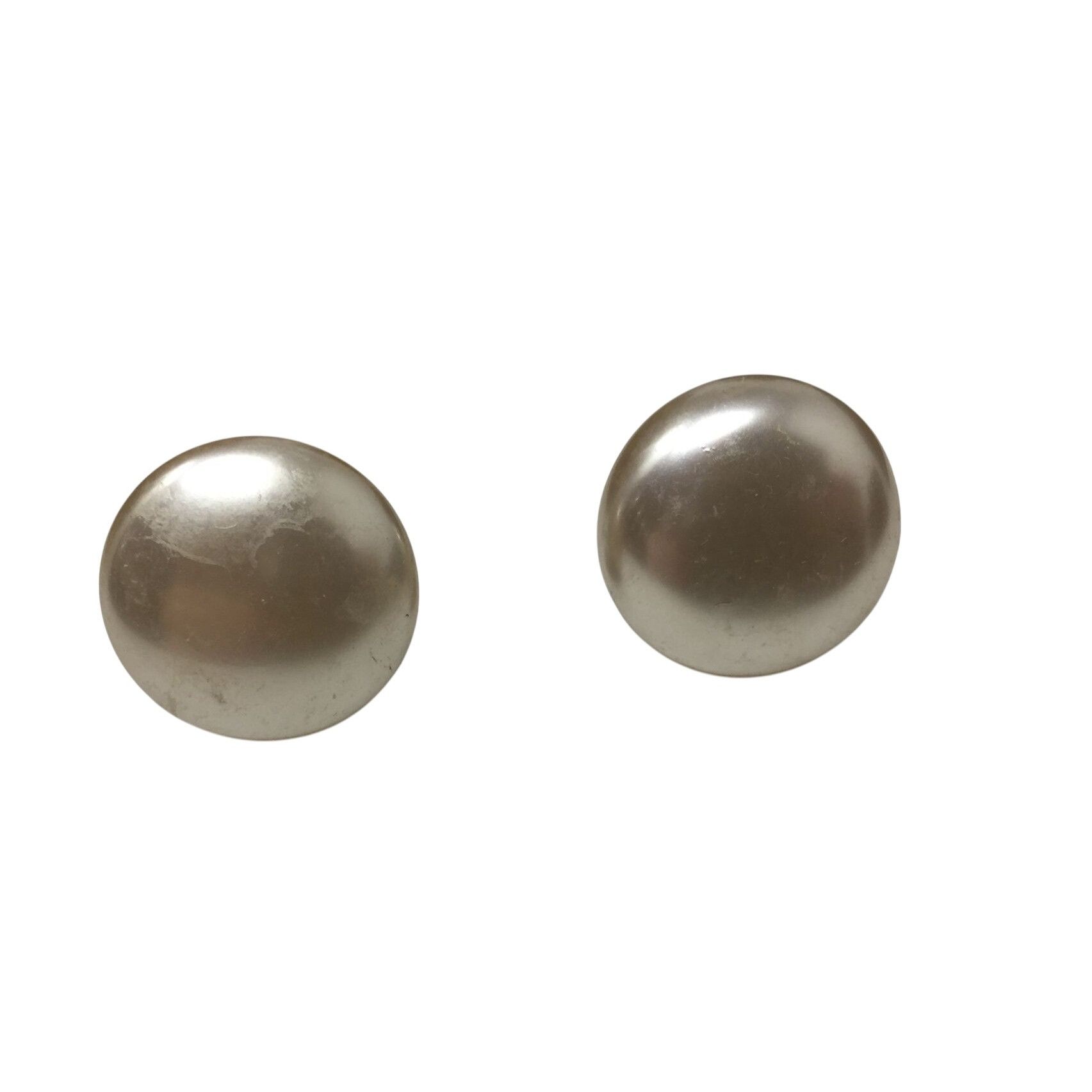 Other Women's Faux White Shiny Pearl Screw Back Clip on Earrings Size ONE SIZE - 1 Thumbnail