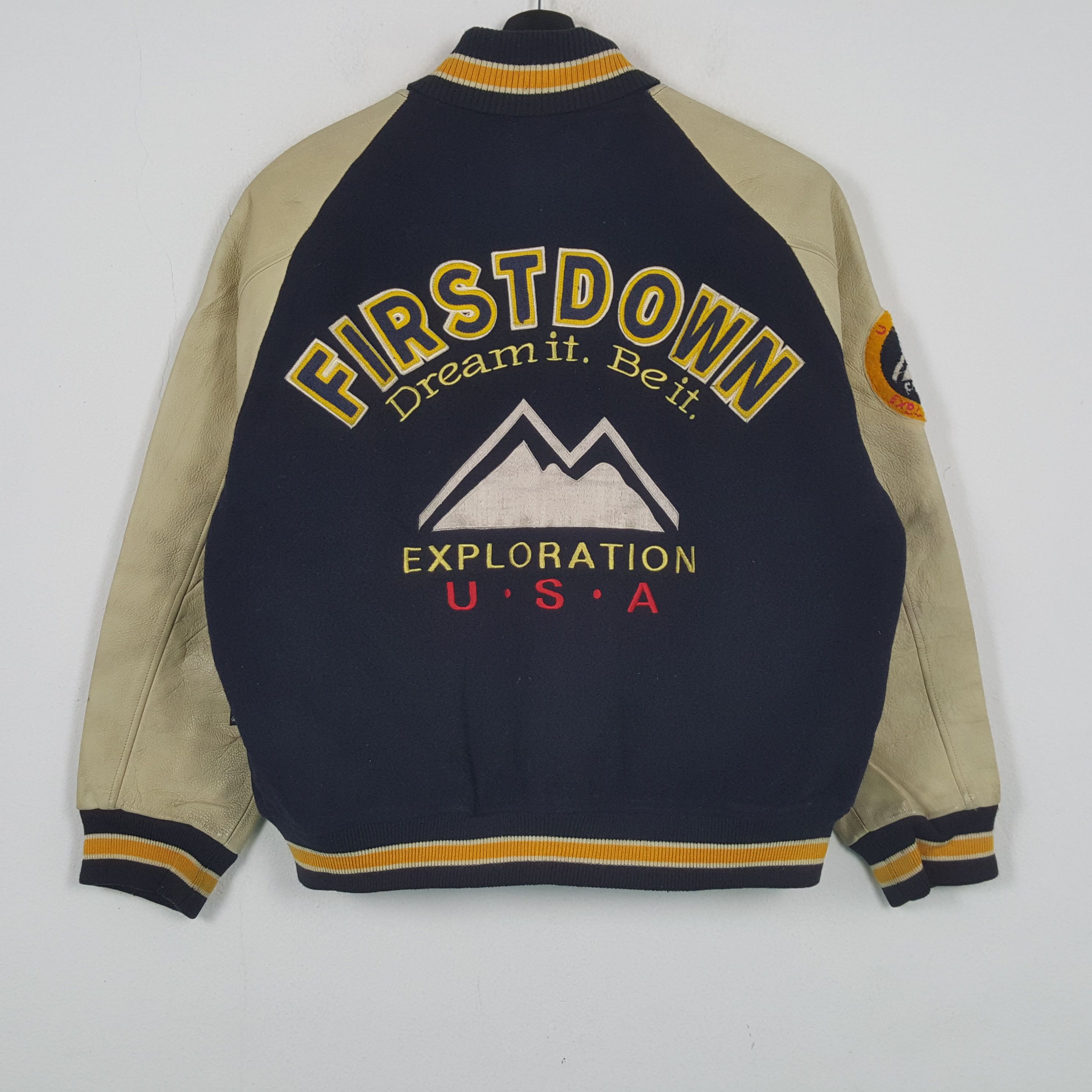 Vintage FIRST DOWN Exploration USA Varsity Jacket C291N34 Size US XL / EU 56 / 4 - 1 Thumbnail