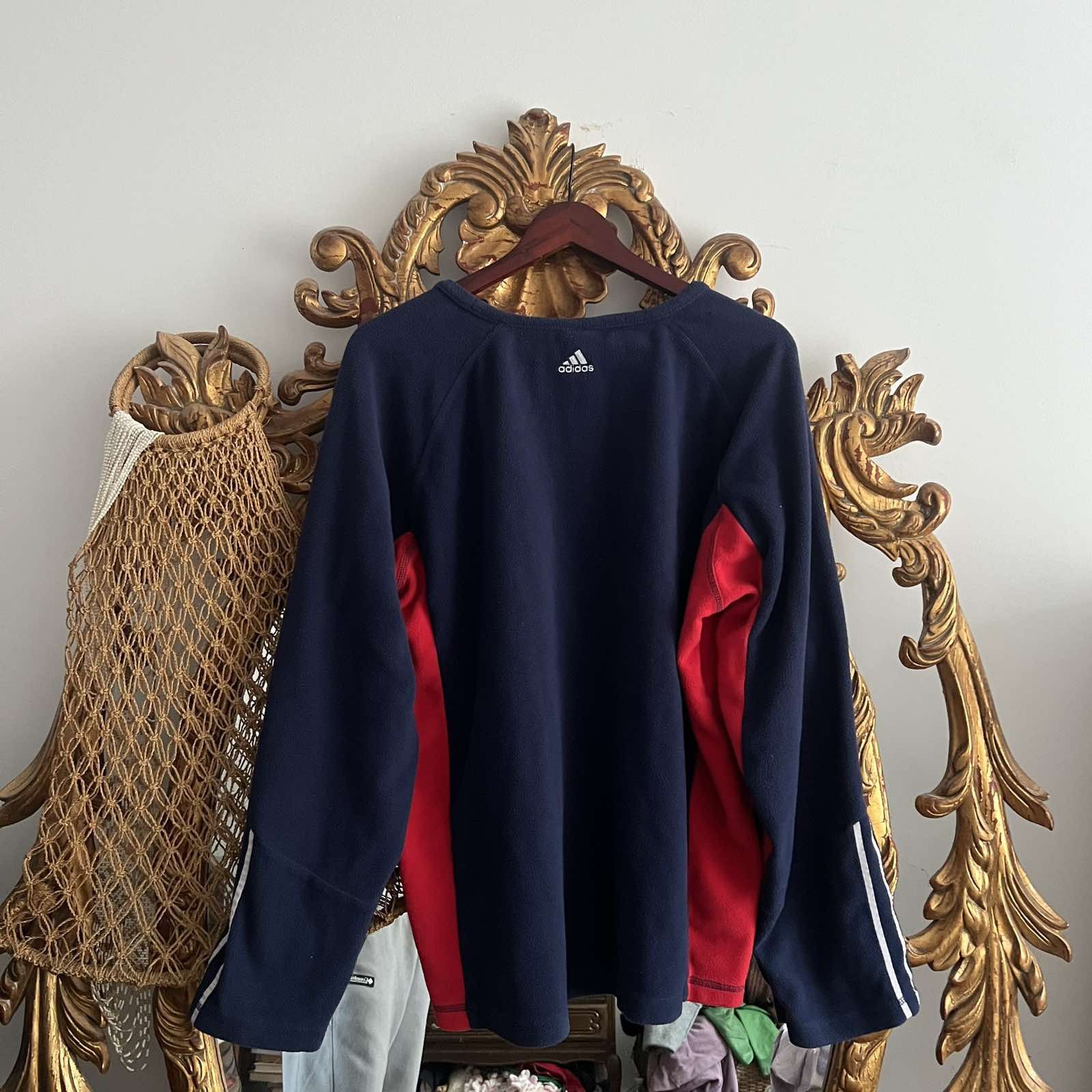 Vintage Vintage FC Bayern Munchen Adidas fleece sweatshirt Sz L Size US L / EU 52-54 / 3 - 2 Thumbnail