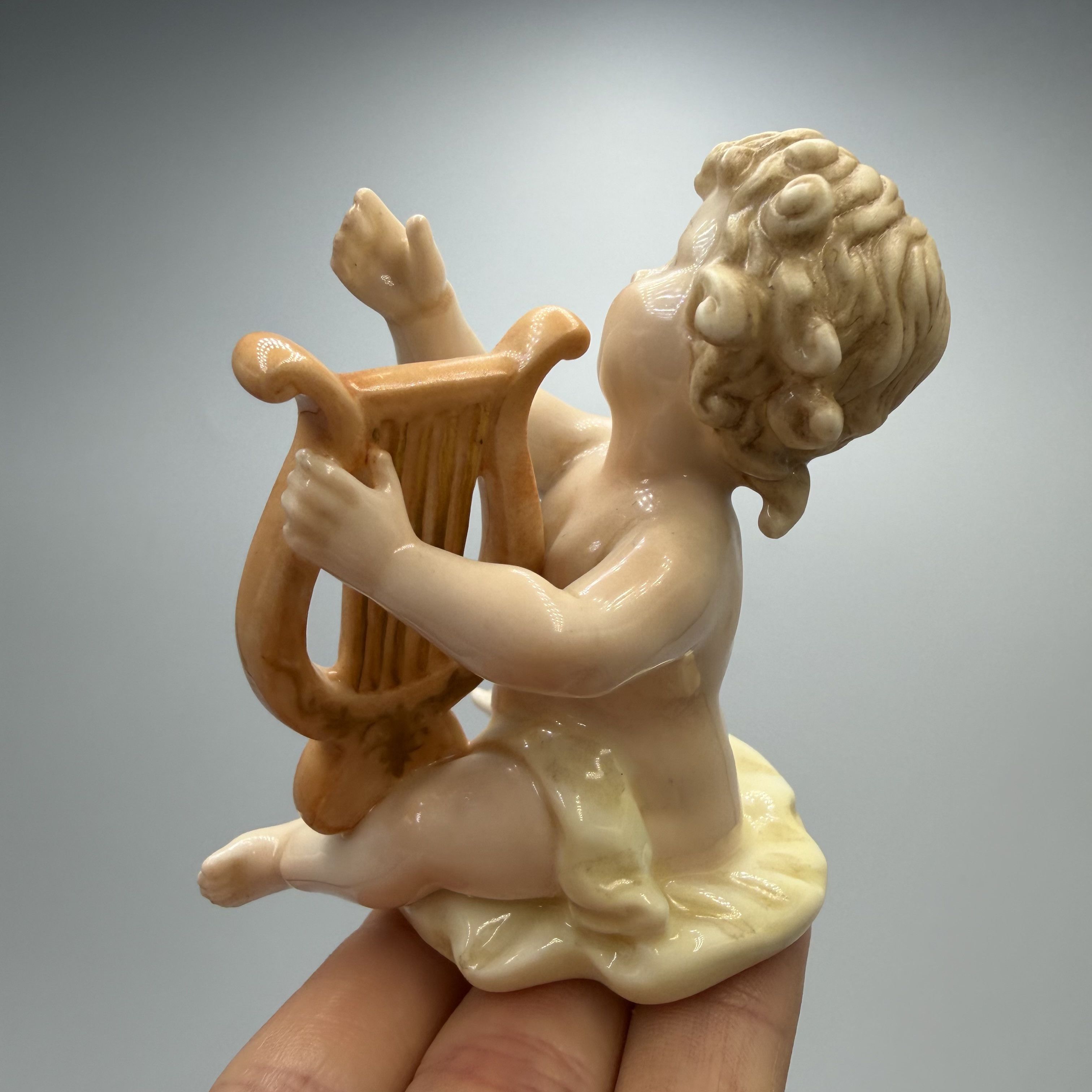 Other Vintage Unicorn Studio Porcelain Cherub Angel Harp Figurine Size ONE SIZE - 3 Thumbnail