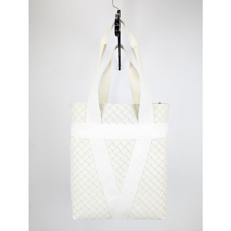 Bottega Veneta o1rshd1 Size: OS / Soft Rubber Borsa Bag in White/Chalk Size ONE SIZE - 8 Thumbnail
