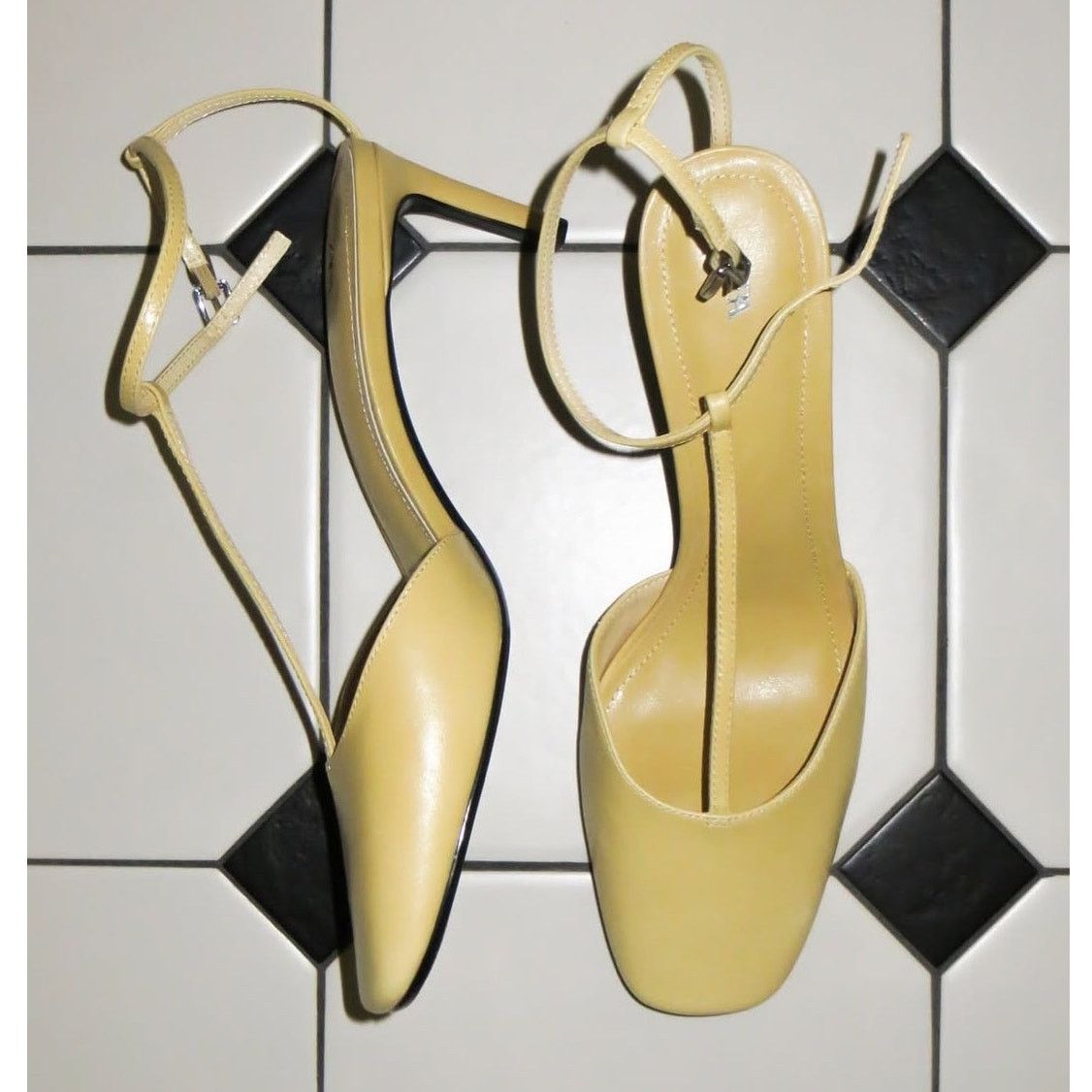 Zara ZARA Yellow Leather Heels NWT Size US 7.5 / IT 37.5 - 8 Thumbnail