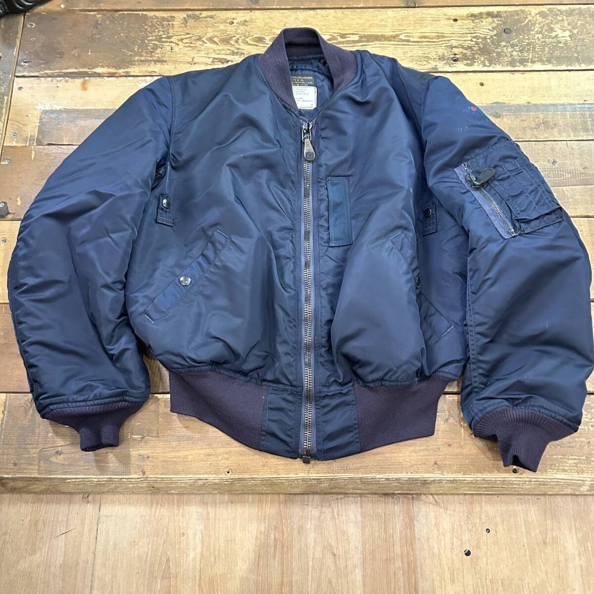 Vintage Vintage B-15C Bomber Jacket Navy SIZE 42 US AIR FORCE Size US L / EU 52-54 / 3 - 1 Thumbnail