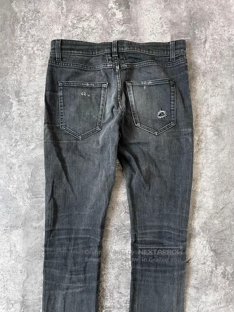 Saint Laurent Paris Saint Laurent Paris Cut-out worn-out denim jeans Size US 30 / EU 46 - 9 Thumbnail