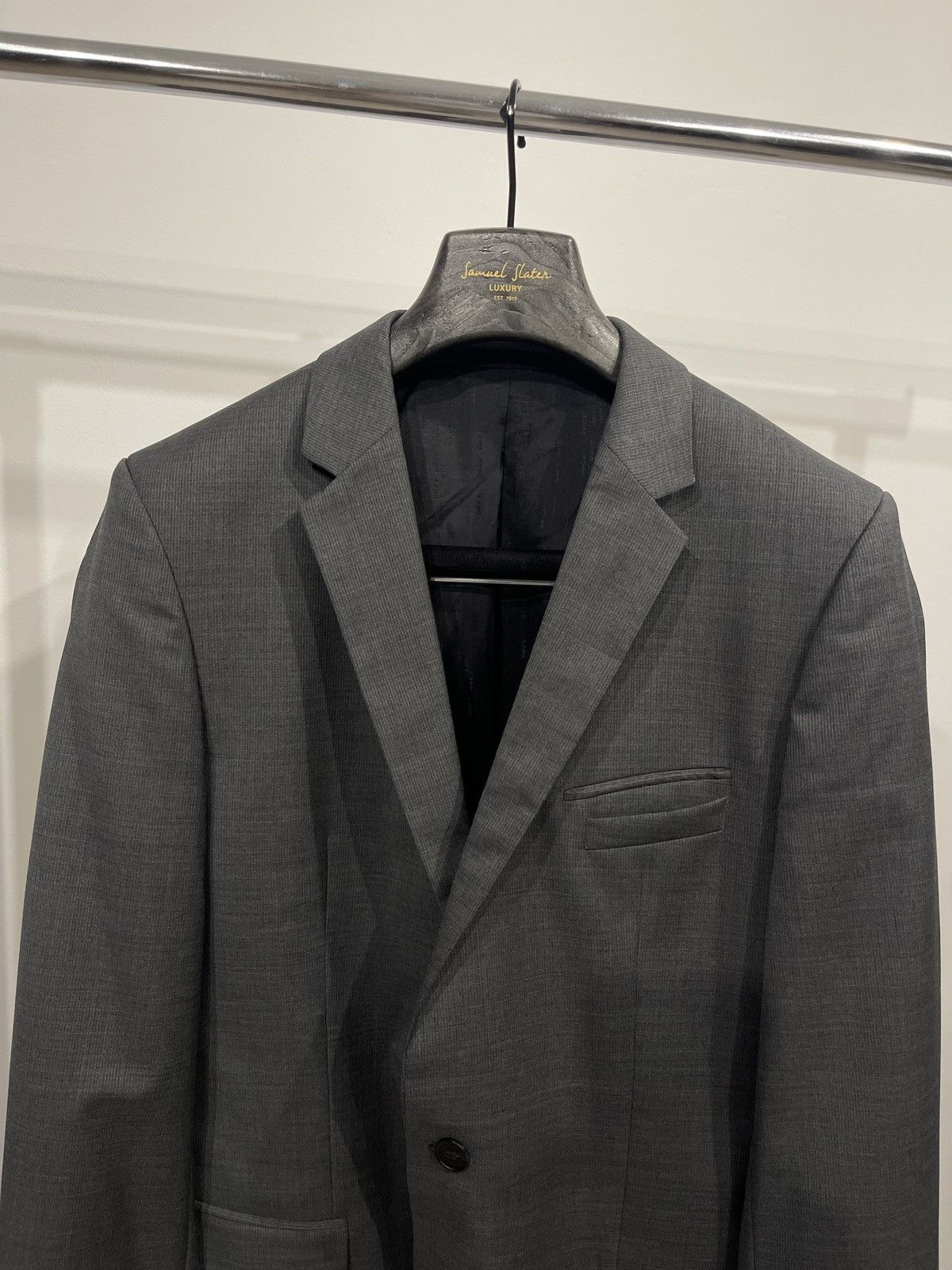 Hugo Boss Hugo boss blazer classic wool jacket Size 42R - 2 Thumbnail