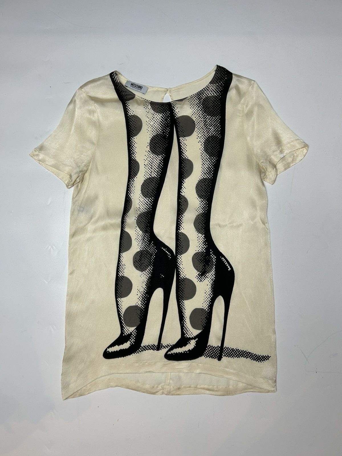 トップス MOSCHINO SILK SLEEVELESS TOP Moschino Sleeveless Silk Blend Knit Top | ShopSimon