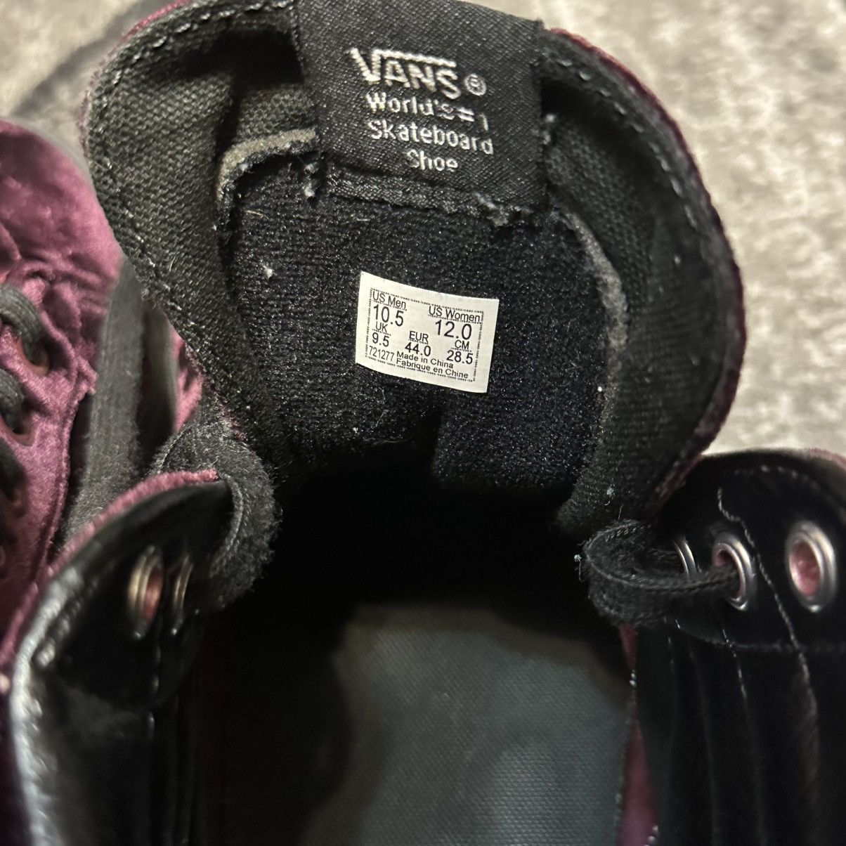 Vans Vans: Skate Sk8-Hi - Re-Issue 'Velvet' Size US 10.5 / EU 43-44 - 7 Thumbnail