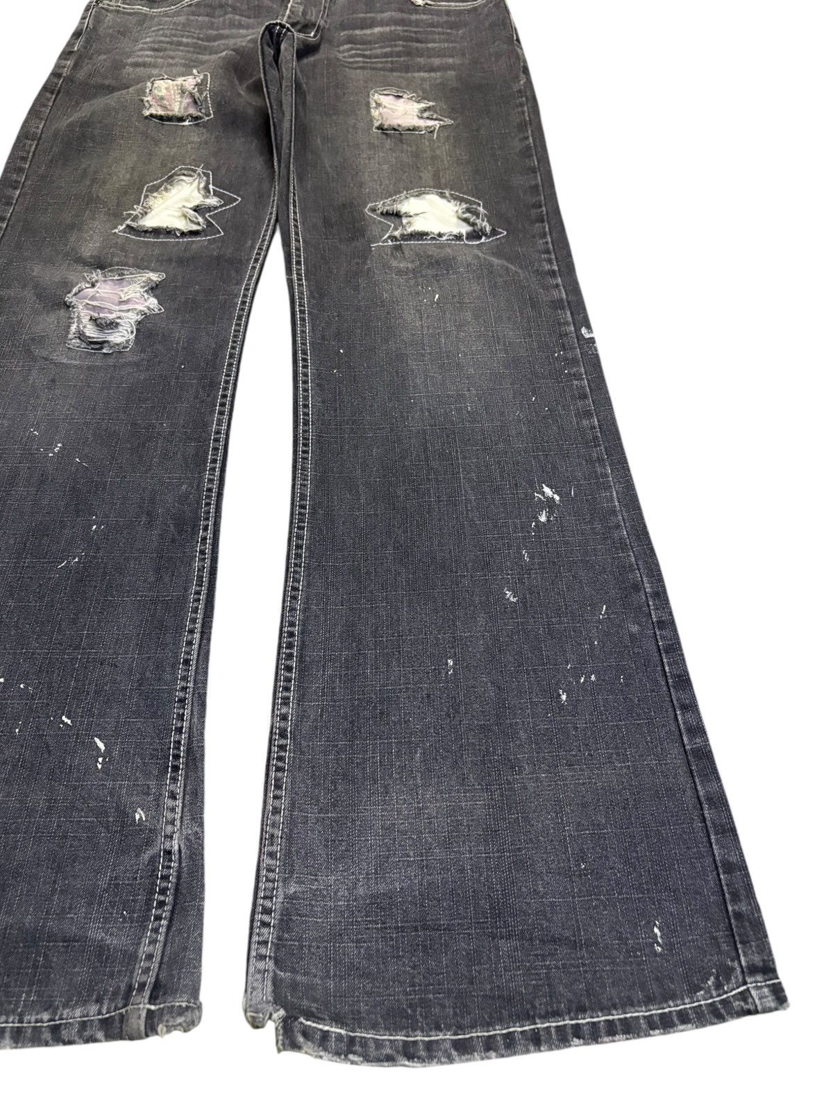 Japanese Brand Vintage Japanese Brand Painted Distressed Patch Flare Jeans Size US 34 / EU 50 - 7 Thumbnail