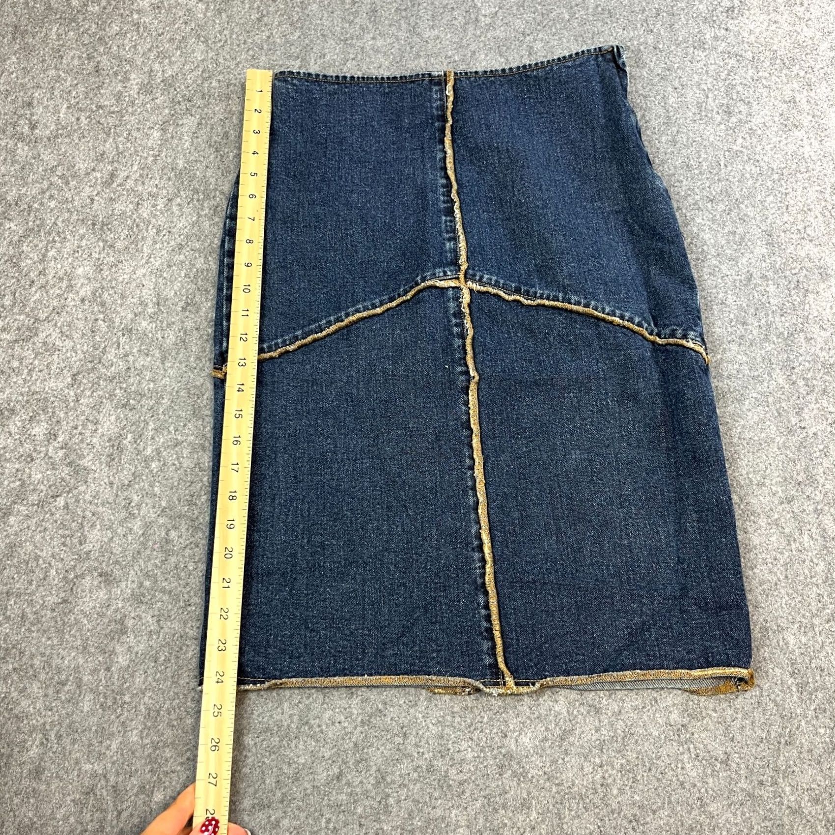 Tommy Hilfiger Tommy Hilfiger Womens Denim Skirt Knee Length W28 UK 8 Blue Vintage Cotton Skirt Womens Boys Girls Mens Size 30" / US 8 / IT 44 - 3 Thumbnail