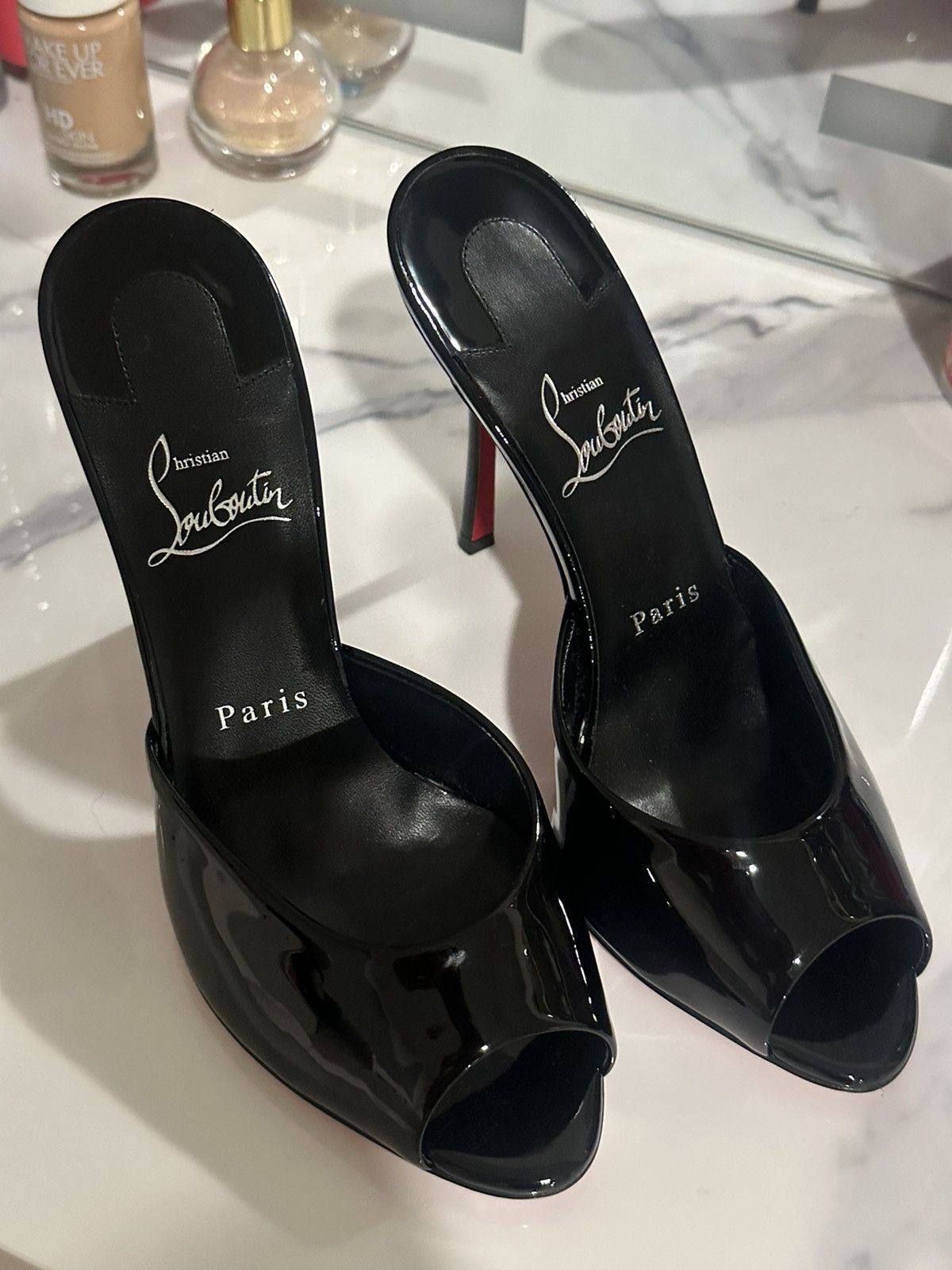Christian Louboutin Christian Louboutin red bottoms Size US 7.5 / IT 37.5 - 2 Thumbnail