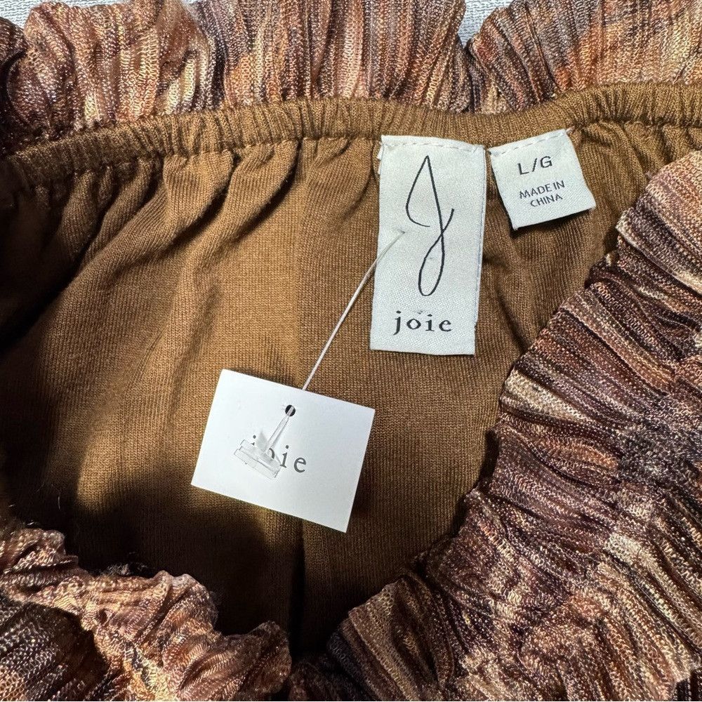 Joie NWT New Joie Long Sleeve Marble Smocked Waist Blouse Size L Size L / US 10 / IT 46 - 6 Thumbnail