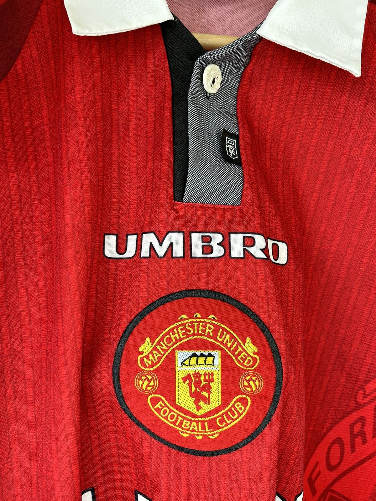 Umbro Vintage Umbro Manchester United 1996 Collared Soccer Jersey Size US XL / EU 56 / 4 - 3 Thumbnail