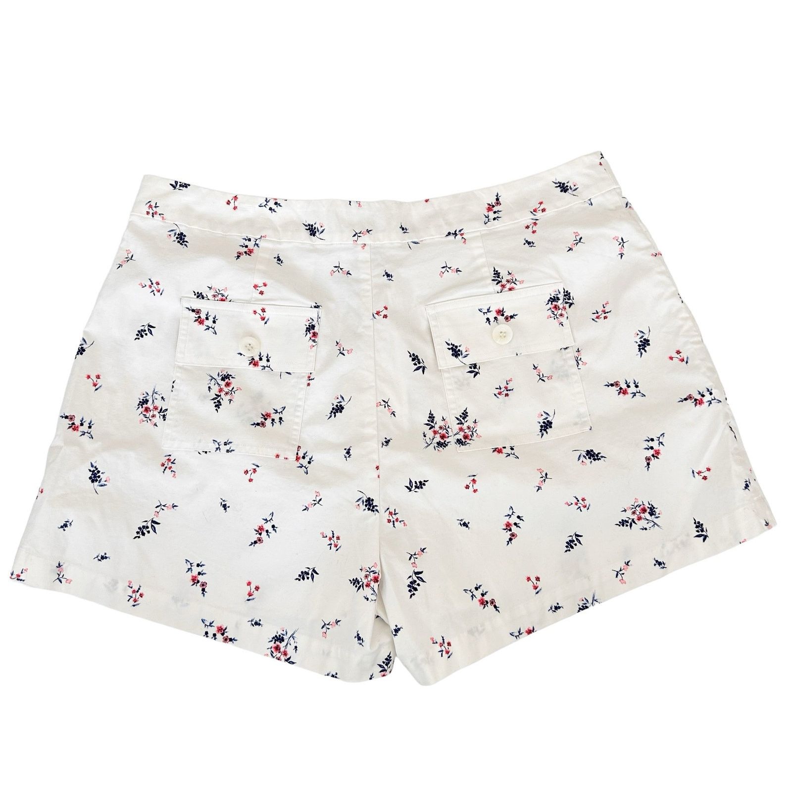 Joie Joie White Porcelain Floral Pleated Shorts Sz 12 Size 34" / US 12 / IT 48 - 6 Thumbnail