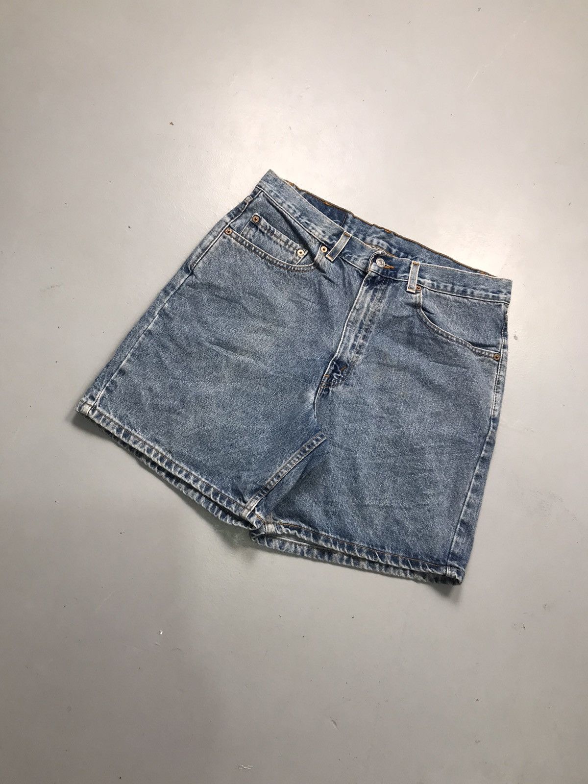 Levi's Vintage Levi’s 550 short Size US 34 / EU 50 - 3 Thumbnail