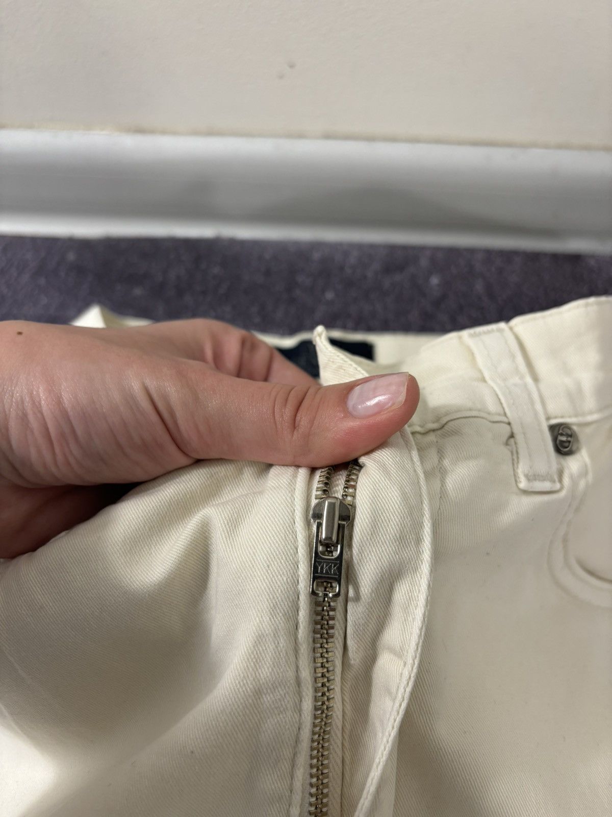 Valentino Vintage Valentino Women’s Beige Slim Fit Luxury Cotton Pants Size 31" - 9 Thumbnail