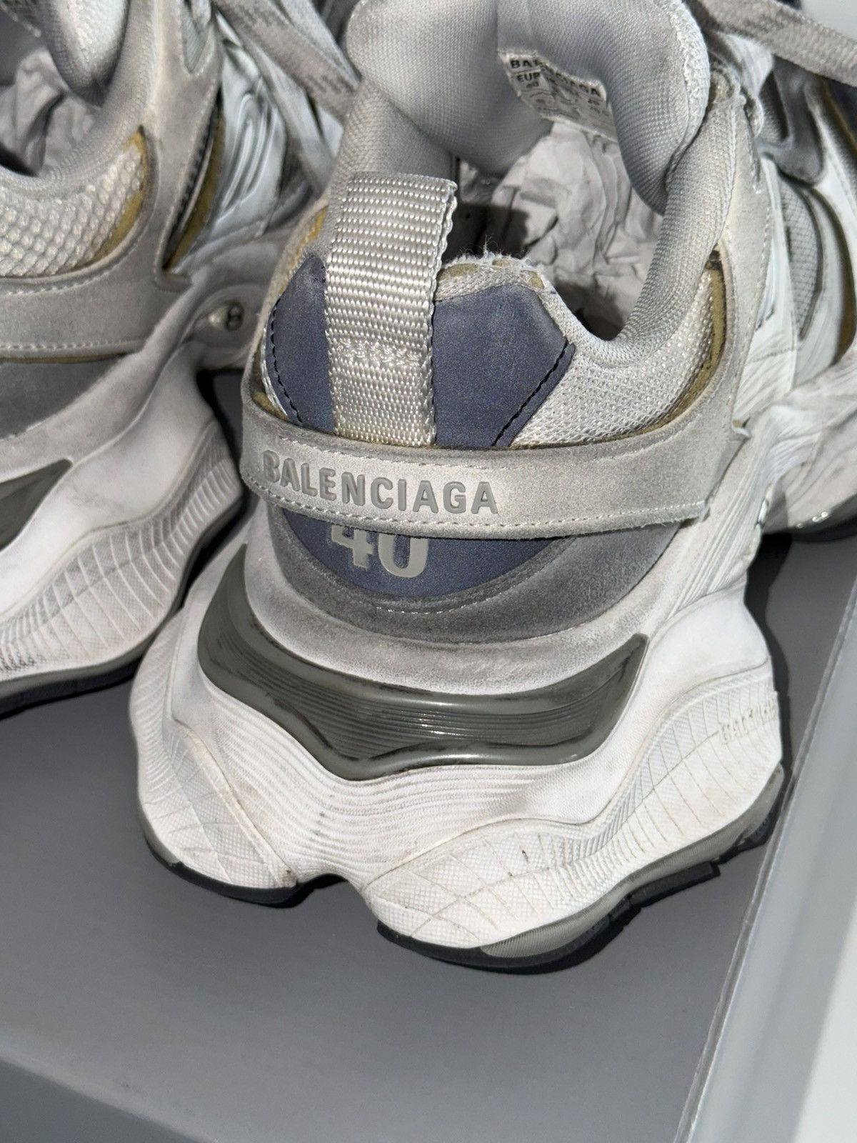 Balenciaga BALENCIAGA DEMNA CARGO SNEAKERS SIZE 40 Size US 7 / EU 40 - 13 Thumbnail
