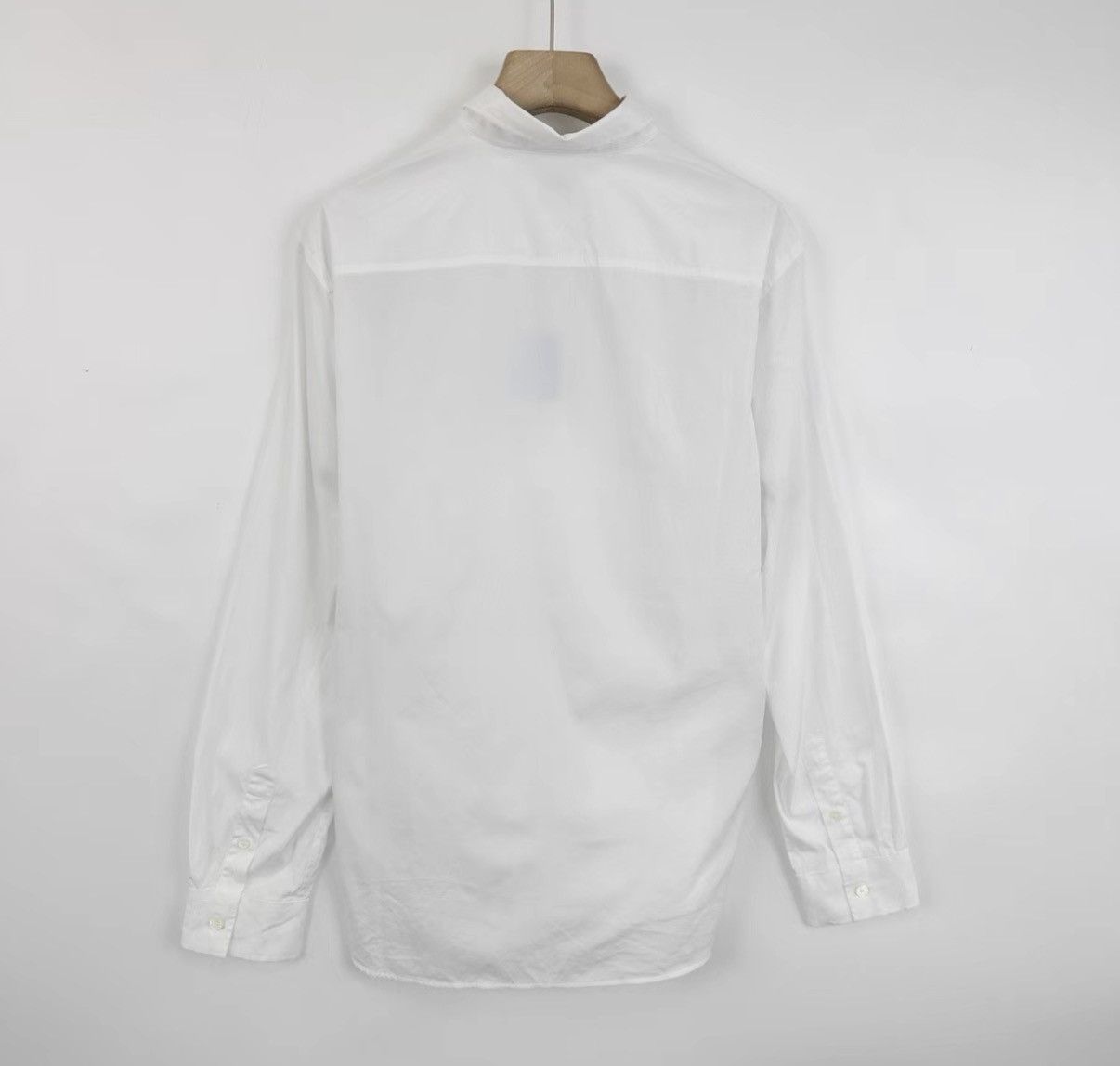 Burberry Burberry Chest Leather Patch Letter Long Sleeve Shirt K12 Size US L / EU 52-54 / 3 - 2 Thumbnail