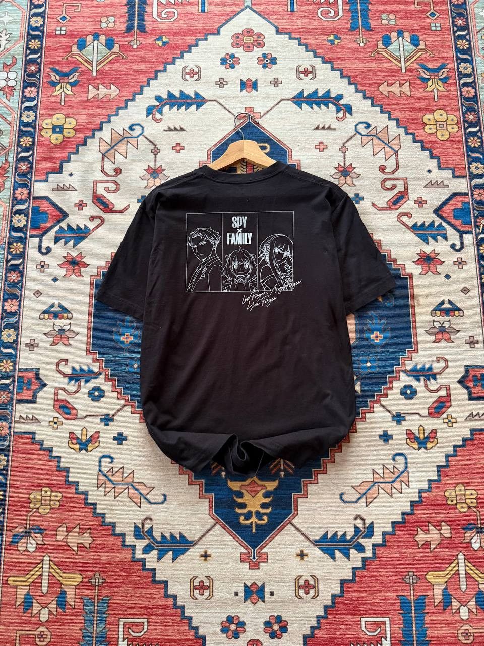 Anime Very Rare Anime Spy X Family Tshirt Size US L / EU 52-54 / 3 - 2 Thumbnail