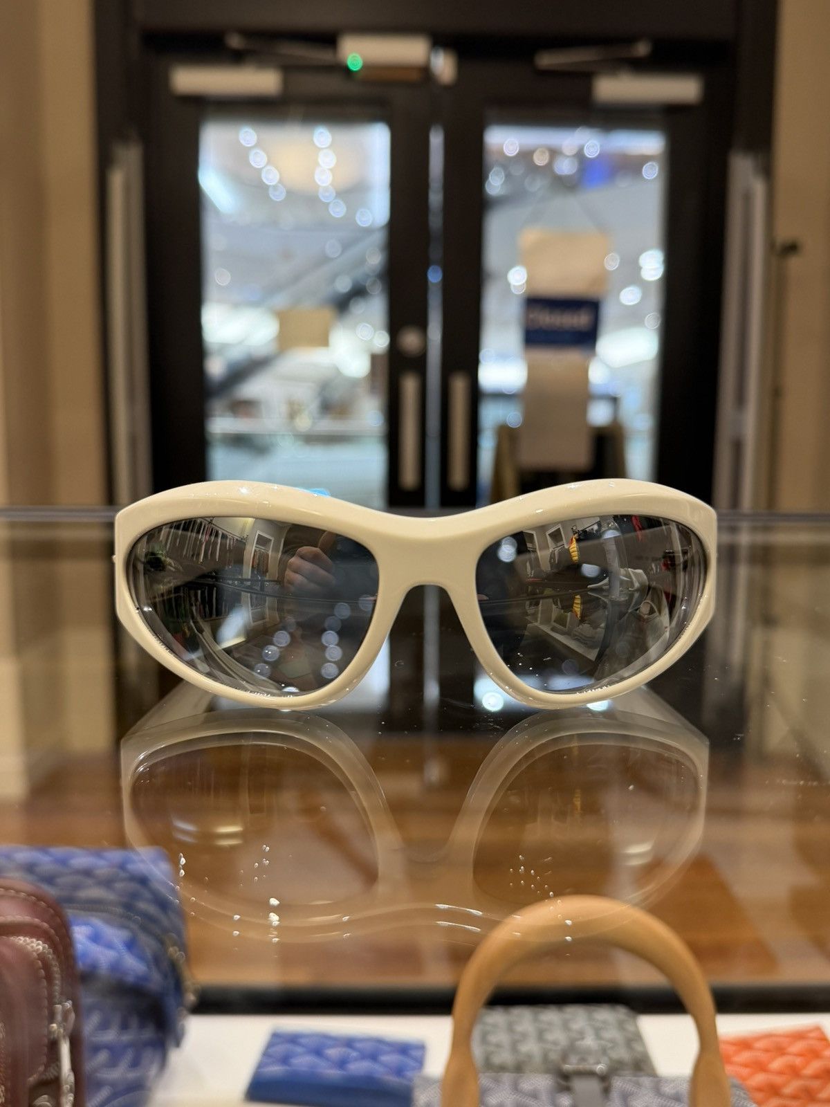 Bottega Veneta Bottega Veneta White Sunglasses Size ONE SIZE - 3 Thumbnail
