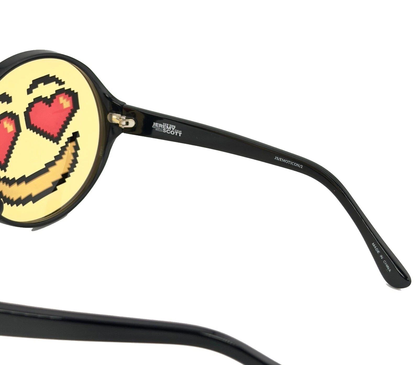 Linda Farrow LINDA FARROW Jeremy Scott Black Emoji EMOTICON2 Smile Round Size ONE SIZE - 8 Thumbnail