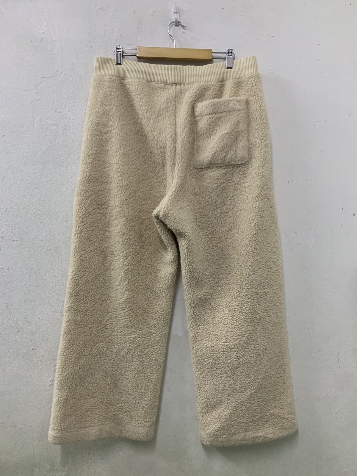 JW Anderson × Uniqlo JW Anderson Uniqlo Fleece Pants Size US 36 / EU 52 - 2 Thumbnail
