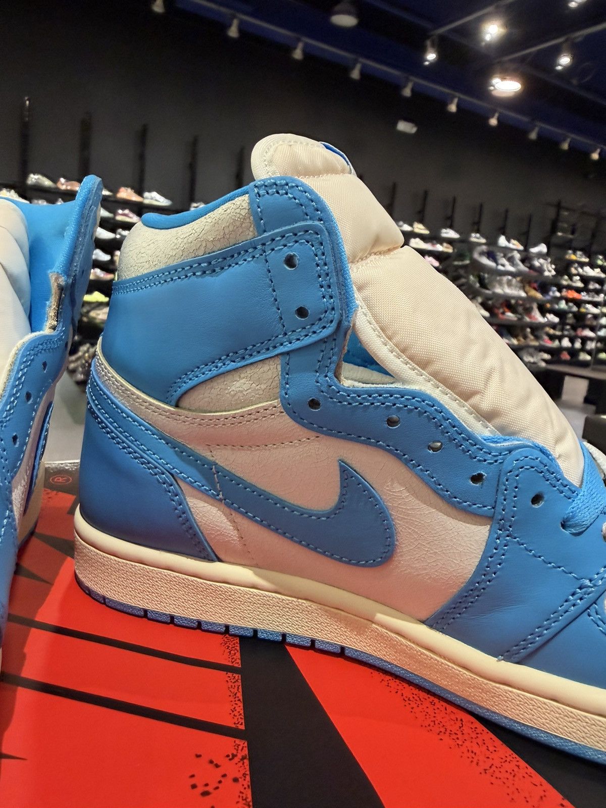 Jordan Brand Size 8 - Jordan 1 Retro High UNC Reimagined Size US 8 / EU 41 - 7 Thumbnail