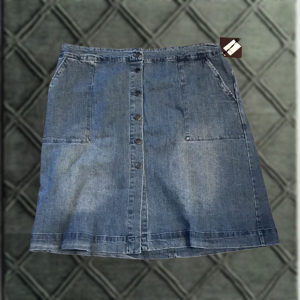 Vintage Ava & Viv Blue Denim Button Front Midi Skirt Elastic Waist 2X Womens Size 40" / US 18 - 1 Thumbnail