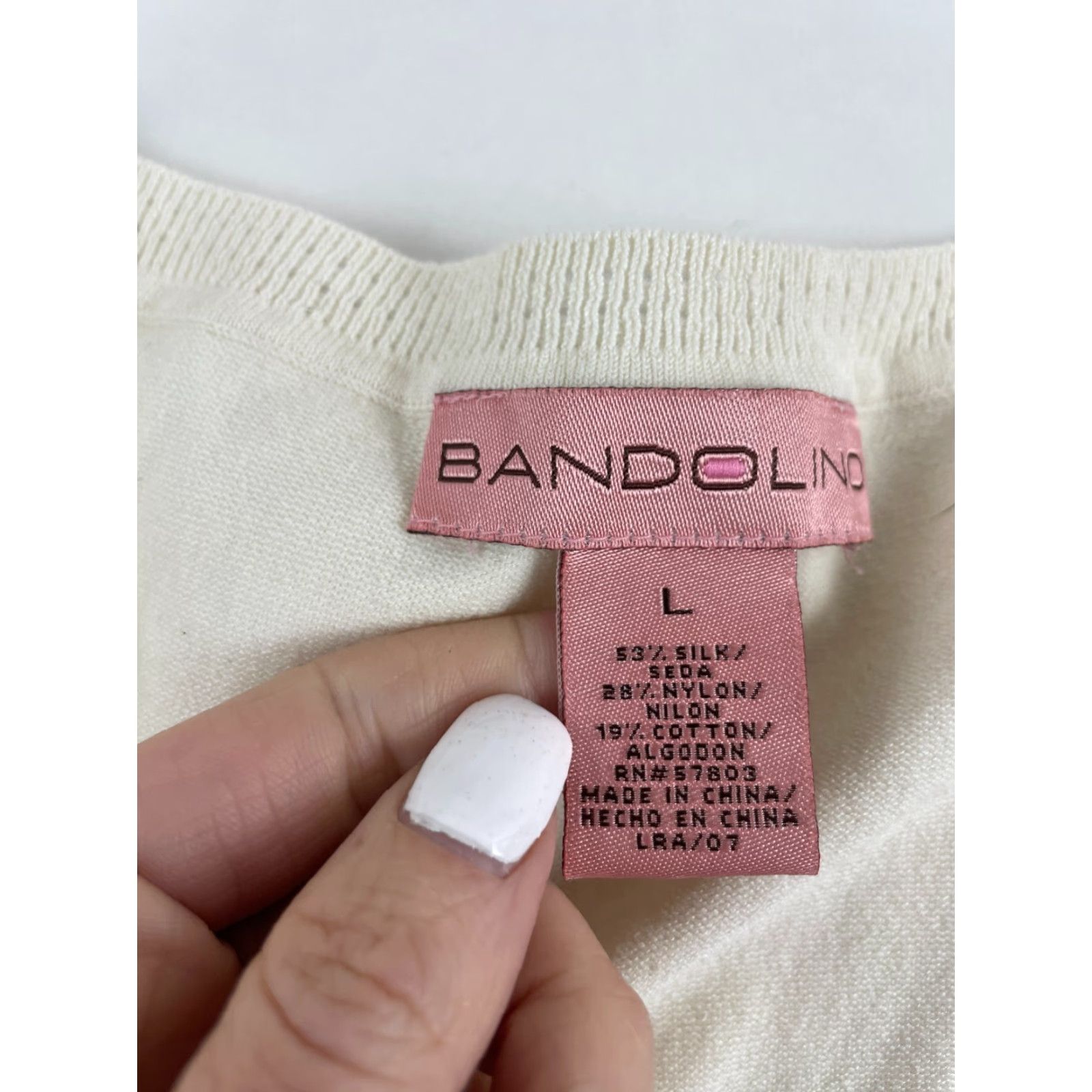Vintage Bandolino Sweater Womens Size L Cream V-Neck Sleeveless Pullover Silk Ivory Modern"} Size L / US 10 / IT 46 - 5 Thumbnail