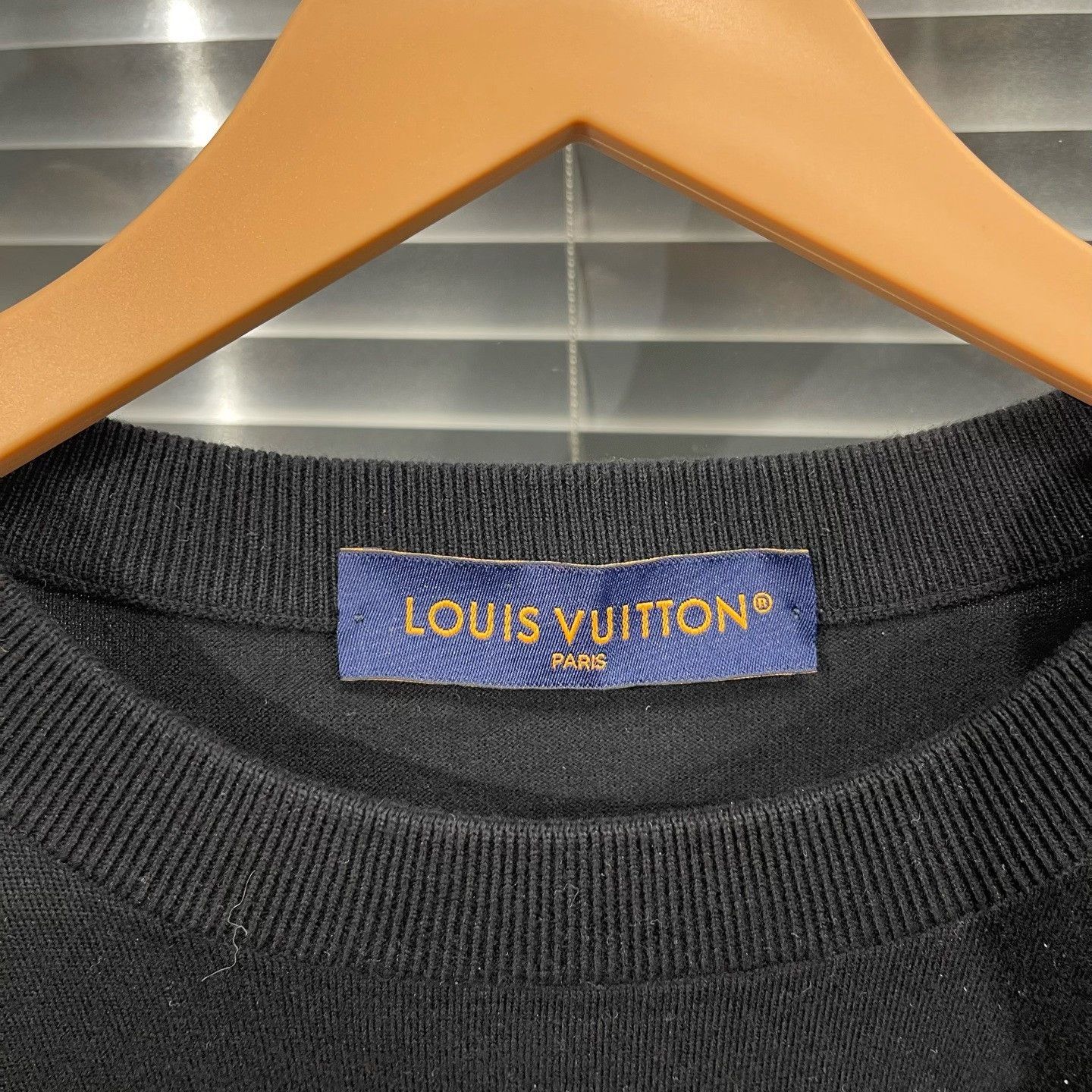 Louis Vuitton Louis Vuitton Pharrell Williams Monogram Trim Knit T-Shirt Size US M / EU 48-50 / 2 - 3 Thumbnail