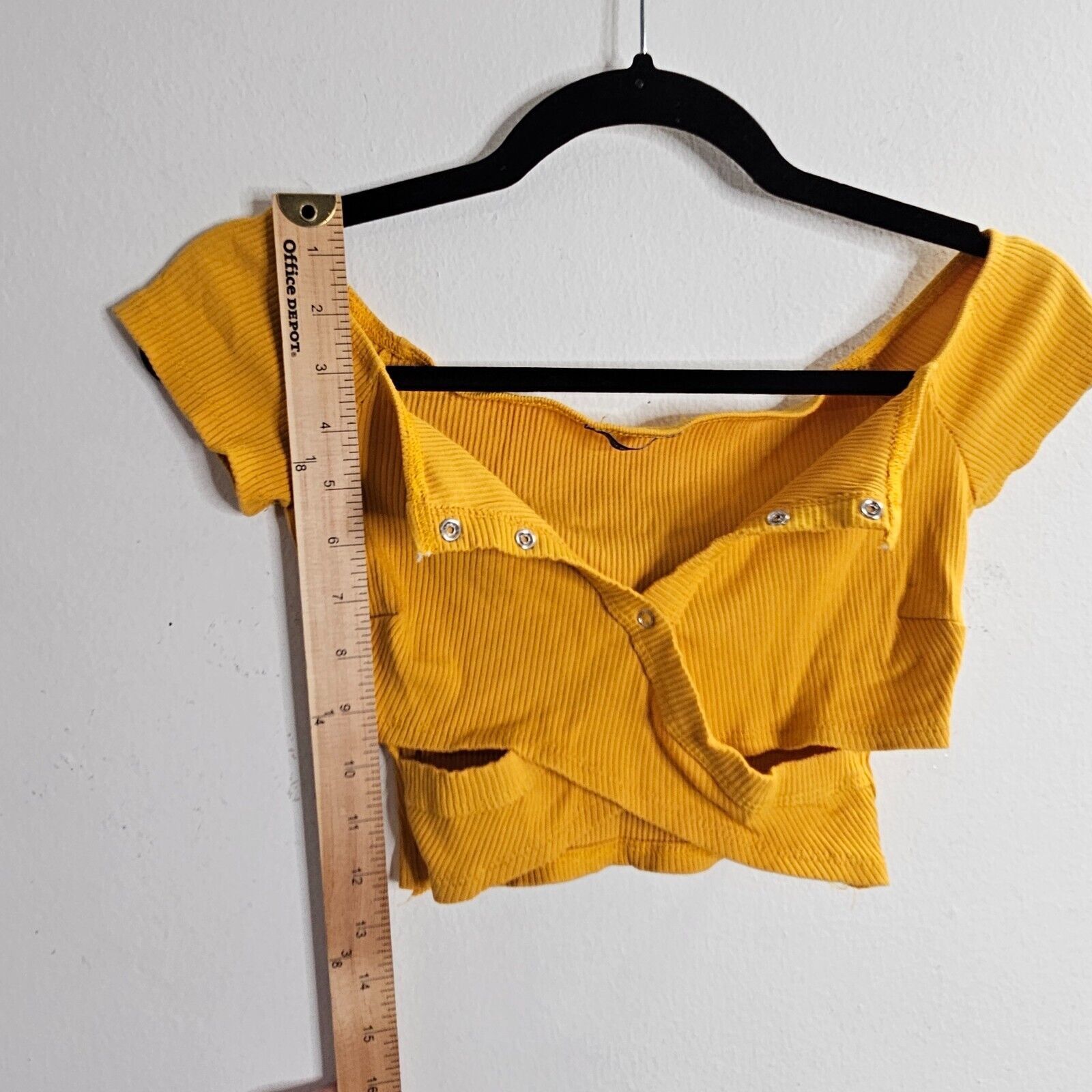 Other Mustard Take It Or Leave It Off Shoulder Crop Ribbed Top XS Size XS / US 0-2 / IT 36-38 - 3 Thumbnail