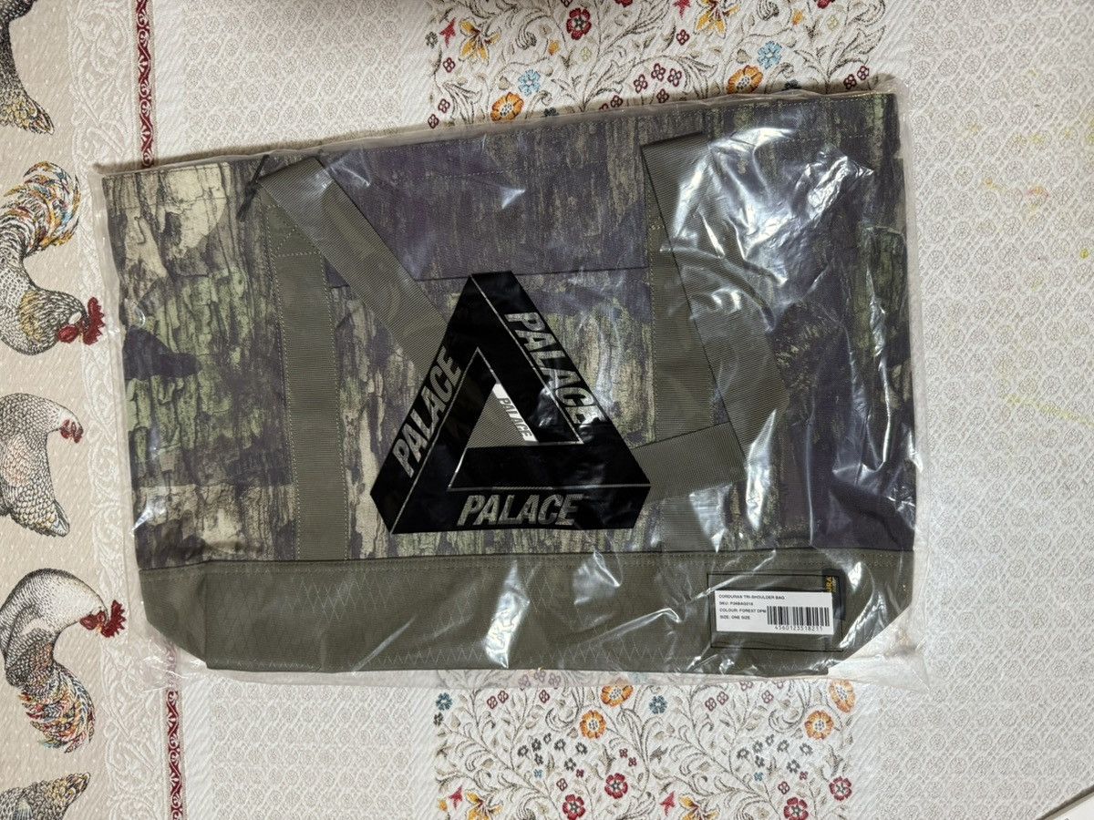 Palace Palace CORDURA TRI-SHOULDER BAG FOREST DPM Camo Canvas Tote Size ONE SIZE - 9 Thumbnail