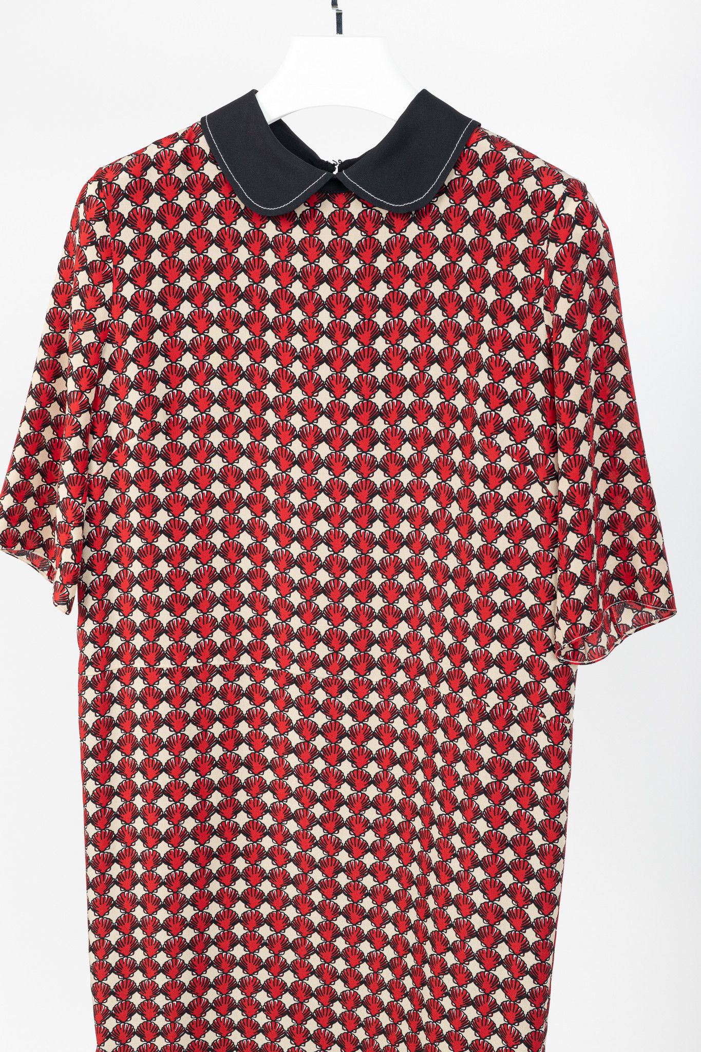 Marni Marni Red Silk-Crepe Seashell-Print Collared Shift Dress Size M / US 6-8 / IT 42-44 - 3 Thumbnail