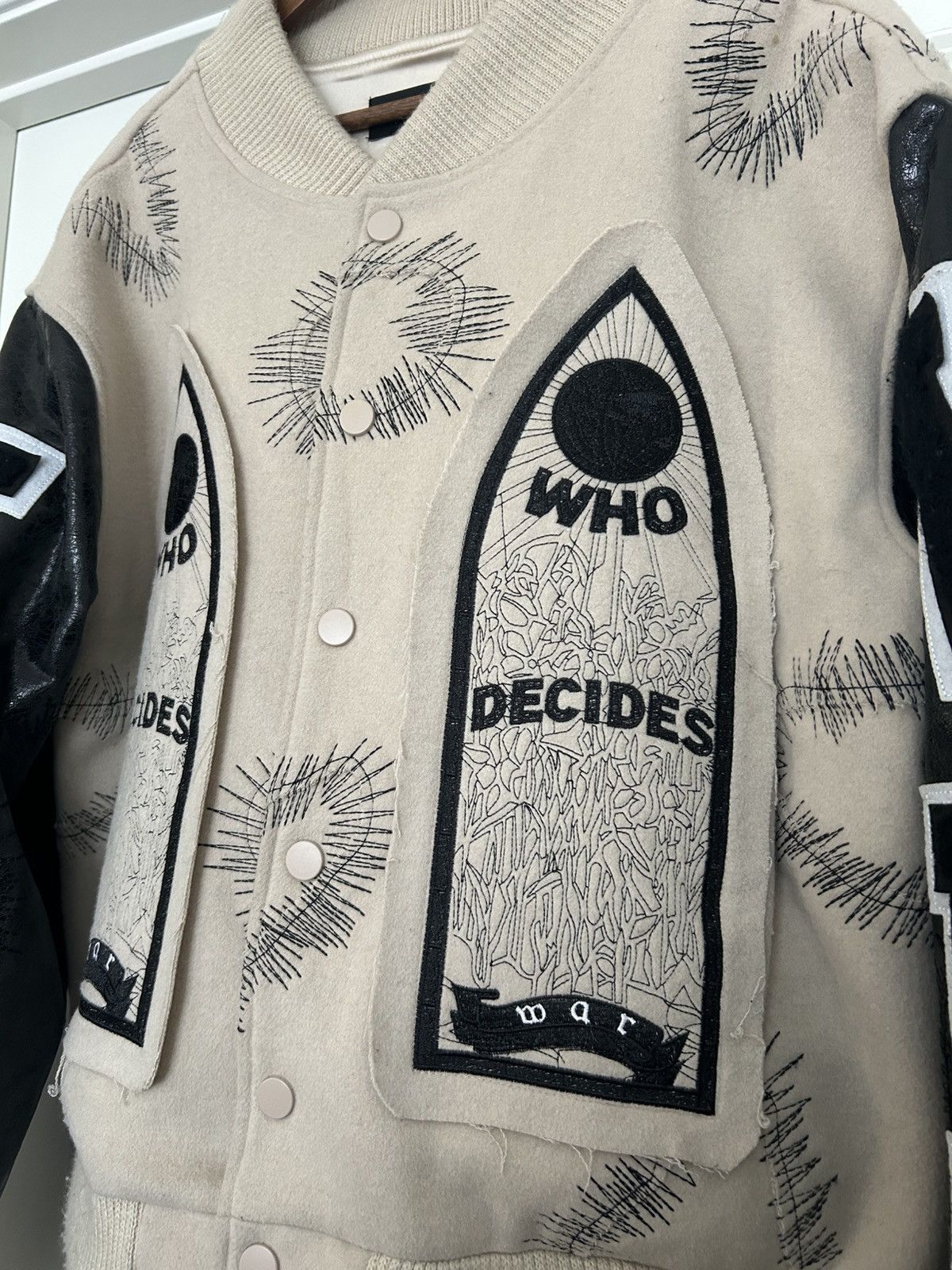 Who Decides War Who decides war varsity namesake jacket bomber Size US XXL / EU 58 / 5 - 3 Thumbnail