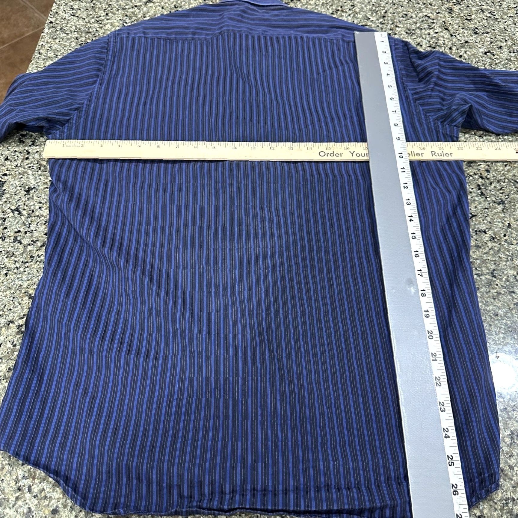 Hugo Boss HUGO BOSS Shirt Men 15.5 32/33 Blue Black Pinstripe Long Sleeve Button Front Dress Shirt Regular Size US M / EU 48-50 / 2 - 3 Thumbnail