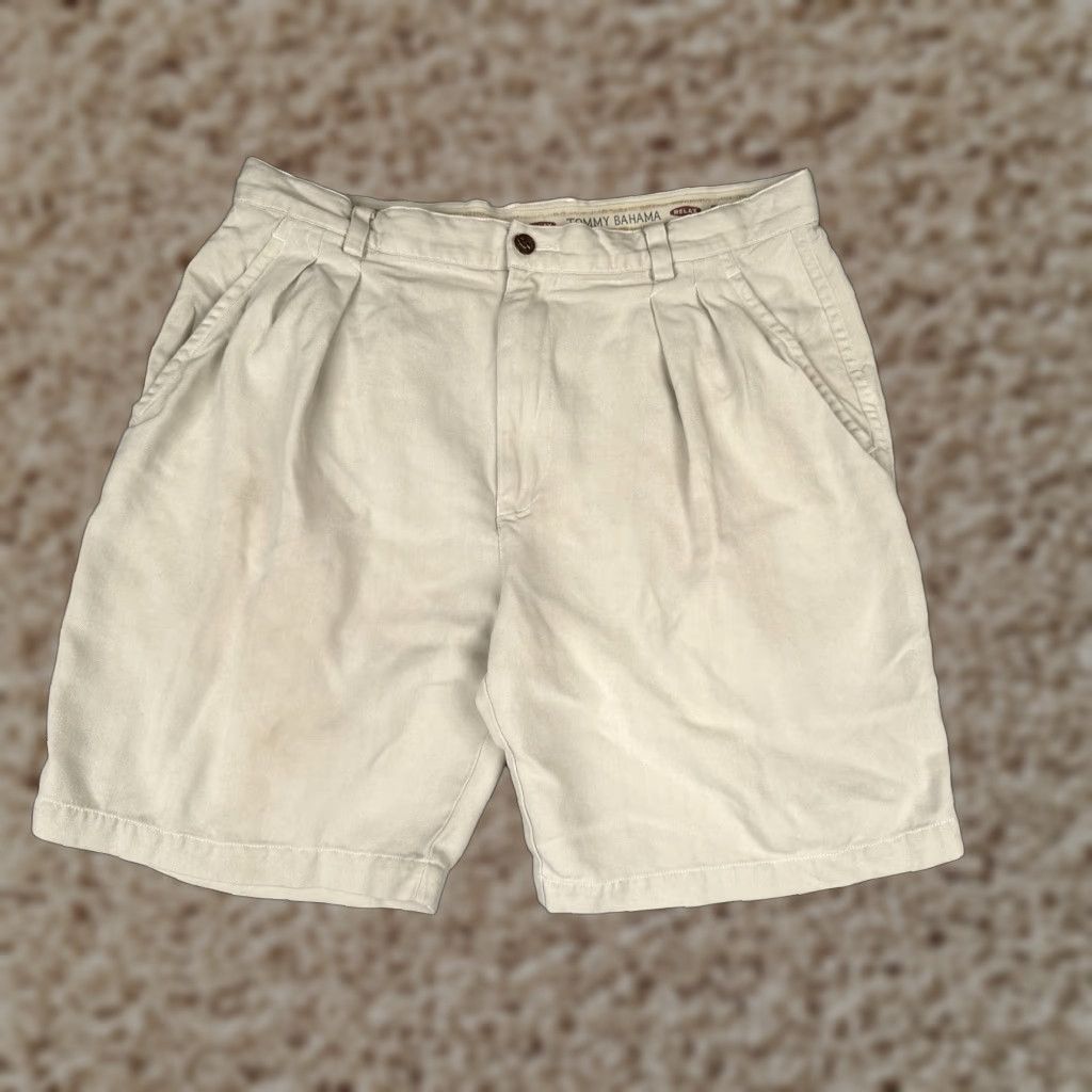 Tommy Bahama VINTAGE Tommy Bahama Shorts Mens 34 Khaki 100% Silk Pleated Relax Chino Casual Zip Fly Beige Beach 1990s Mens Size US 34 / EU 50 - 1 Thumbnail