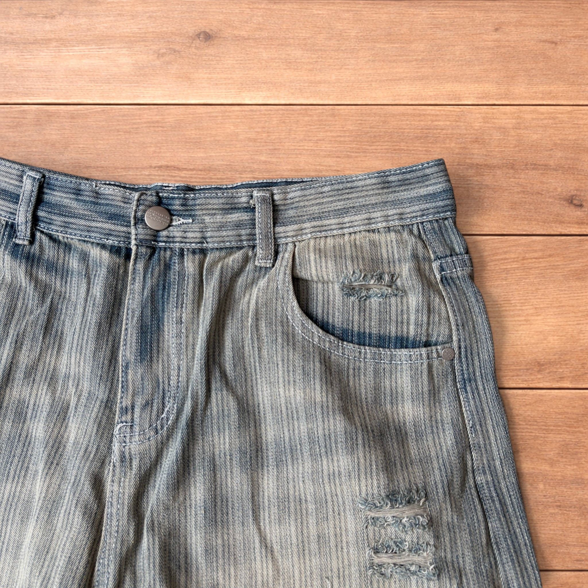 Japanese Brand Super baggy wide striped denim shorts jorts in light blue. Size US 36 / EU 52 - 3 Thumbnail