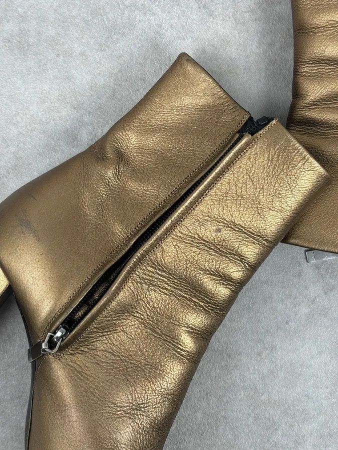 Saint Laurent Paris Saint Laurent Gold Leather Ruched Block Heel Bootie Size US 8 / IT 38 - 11 Thumbnail