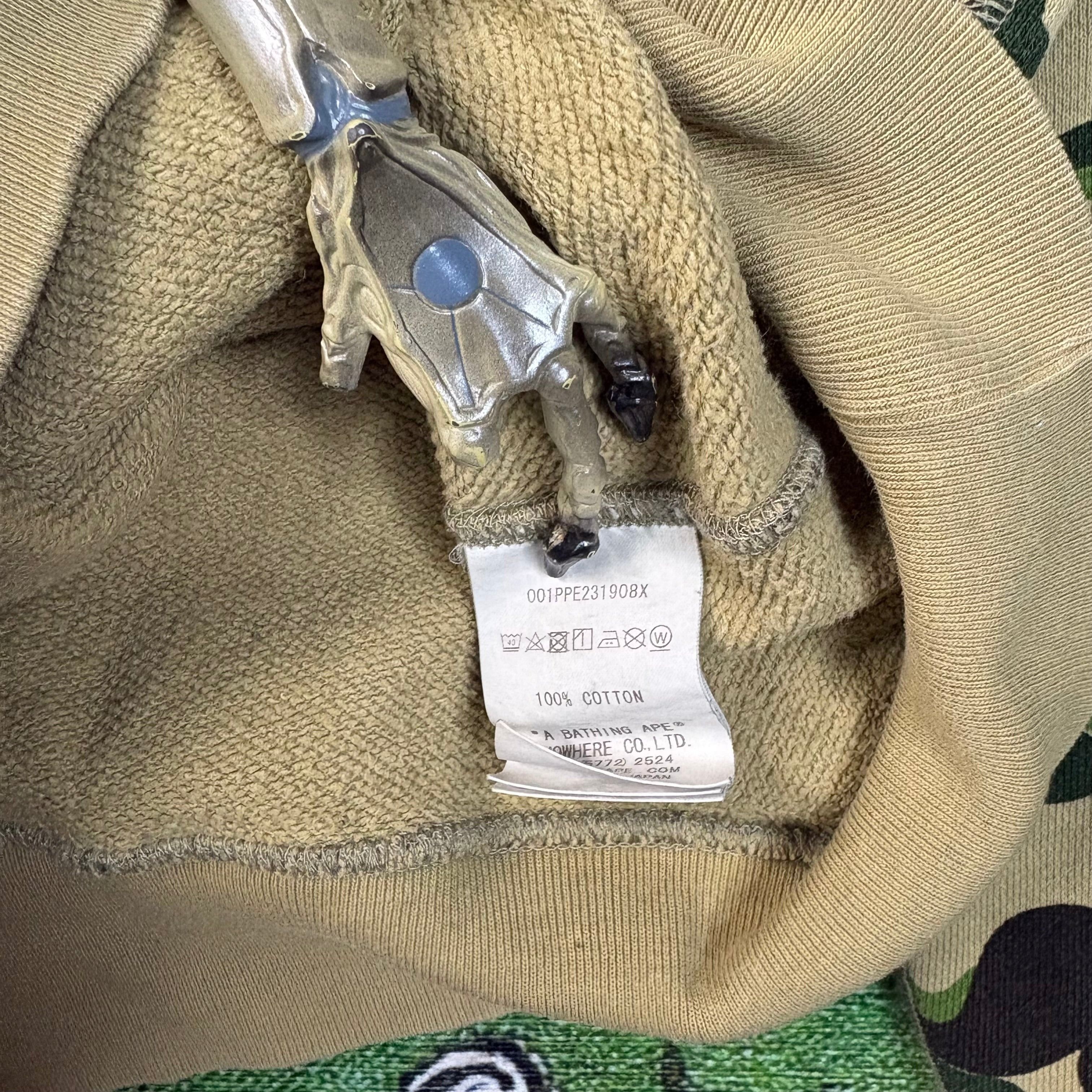 Bape BAPE x Undefeated ABC College Pullover Hoodie Size Large Size US L / EU 52-54 / 3 - 4 Thumbnail