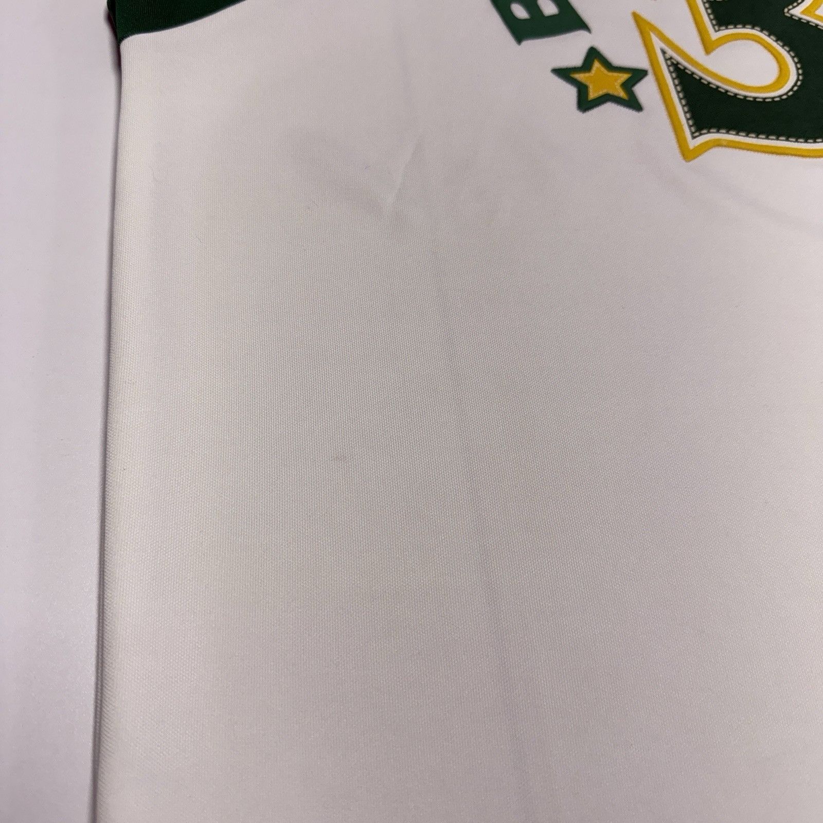 NBA Boston Celtics Basketball Jersey Mens Medium 24x30 DELF Retr Size US M / EU 48-50 / 2 - 6 Thumbnail